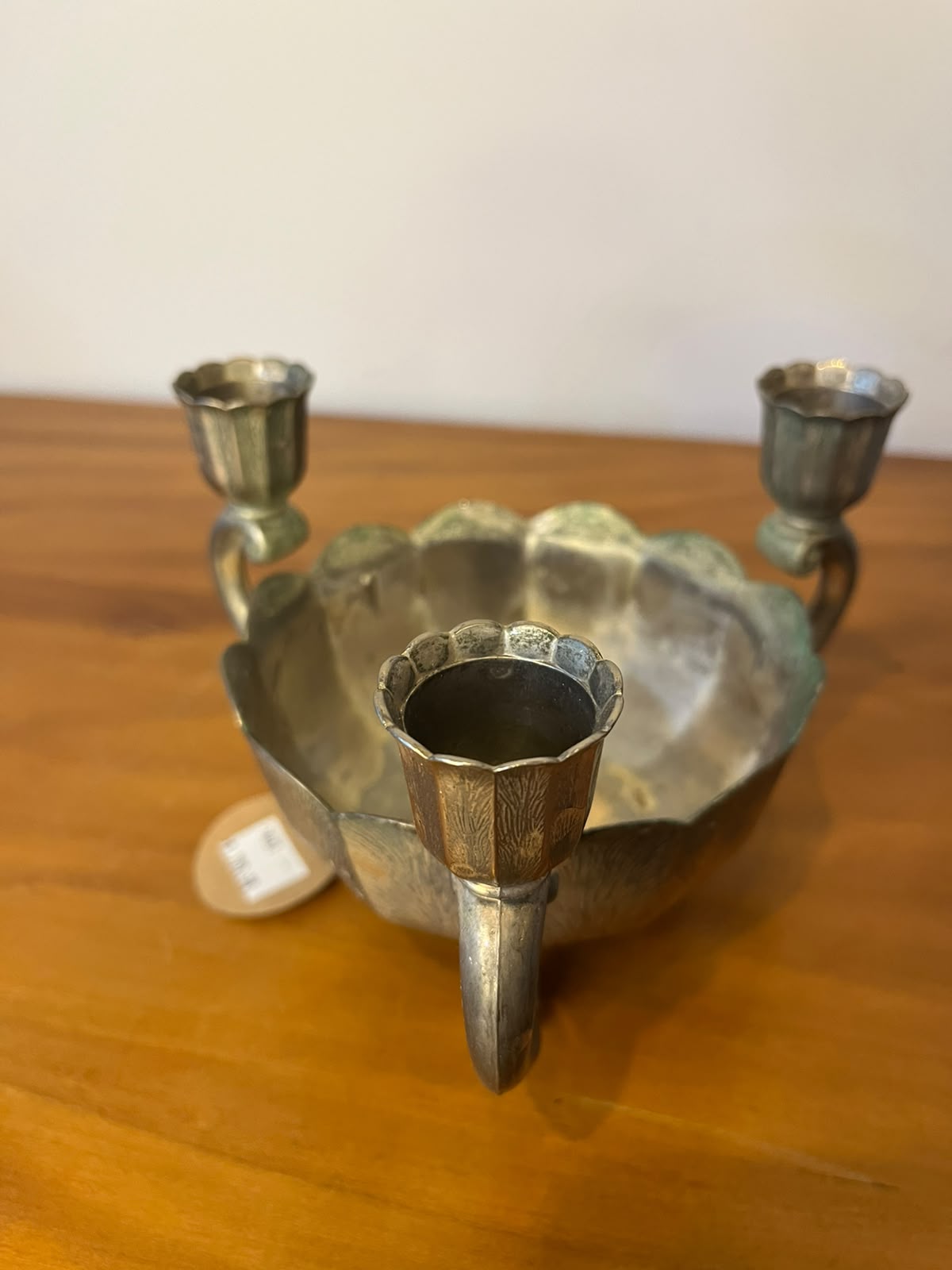 Centro de mesa redondo com castiçal italiano em metal prateado – F.T.D.A. 1982 – 3 velas