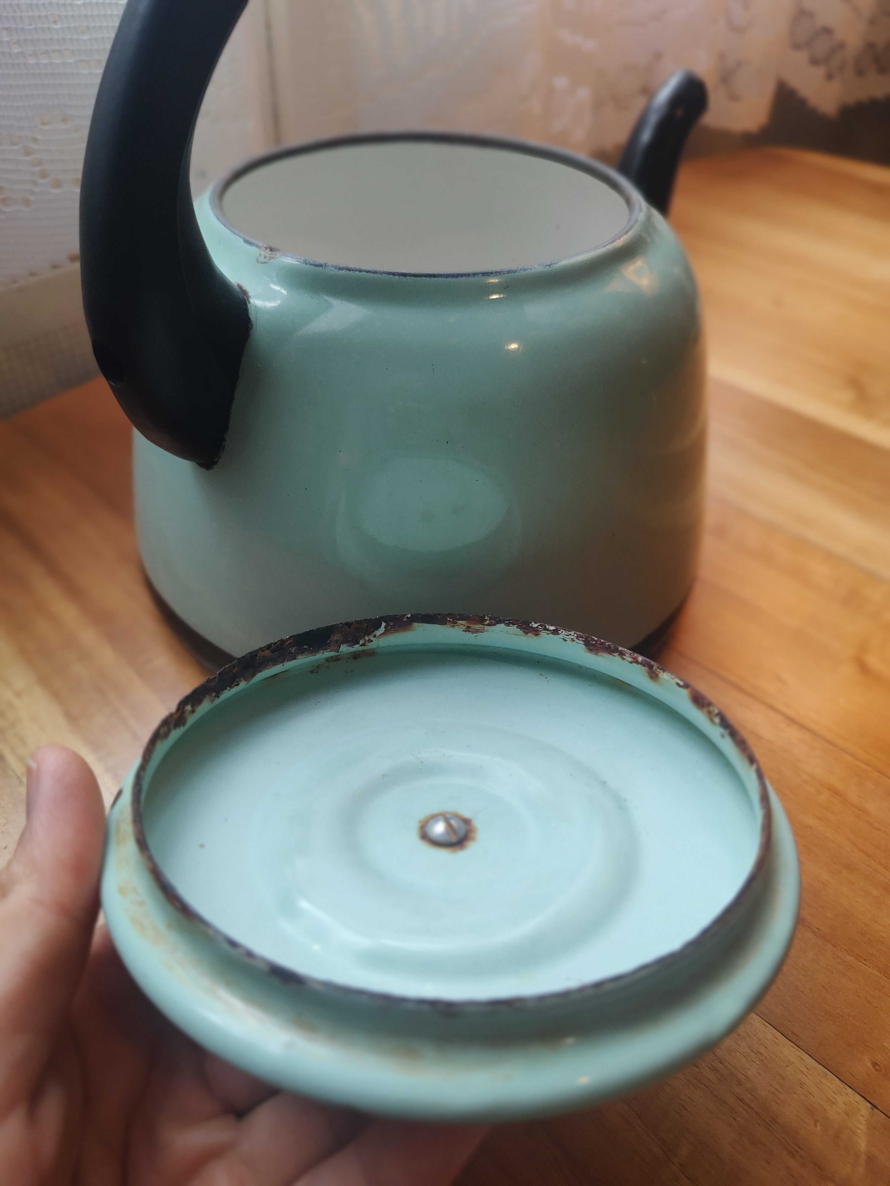 Antiga e Maravilhosa Chaleira em Ágata verde água