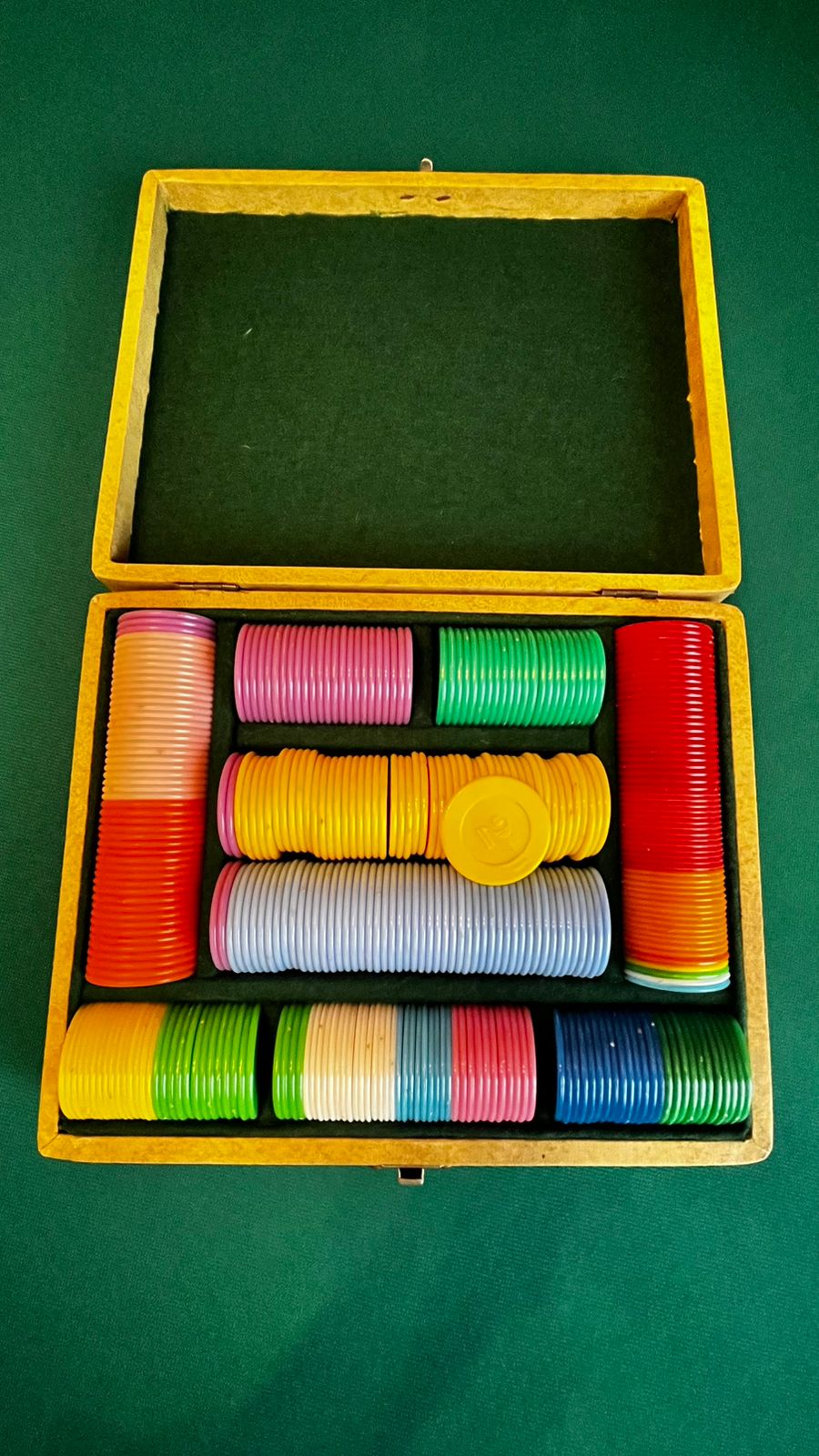 Mesa Redonda de Jogos Vintage com Tampo redondo Reversível e 4 Gavetas