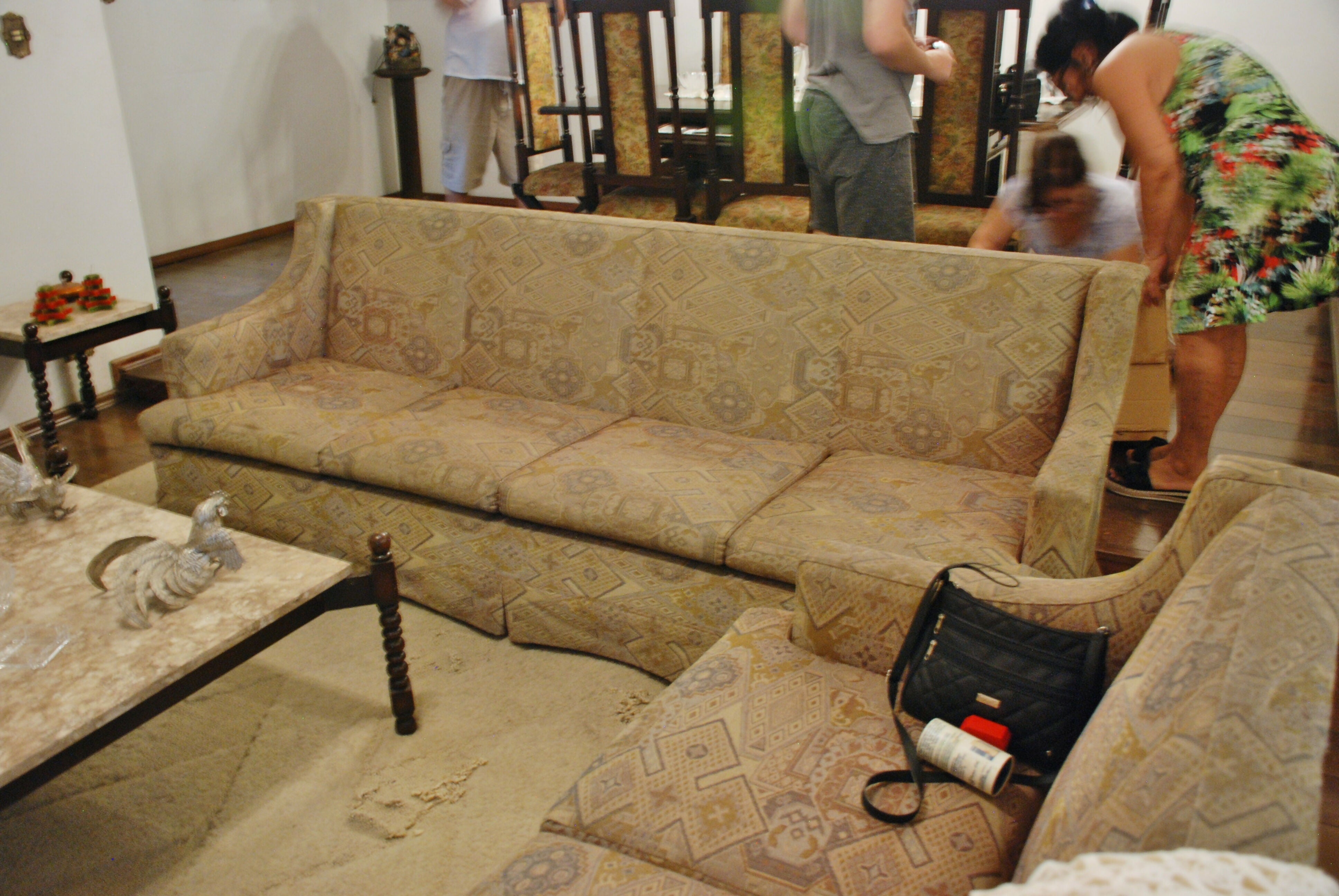 sofa anos 70 - 4 e 2 lugares - 2.30 x 80 - 1.20 x 80