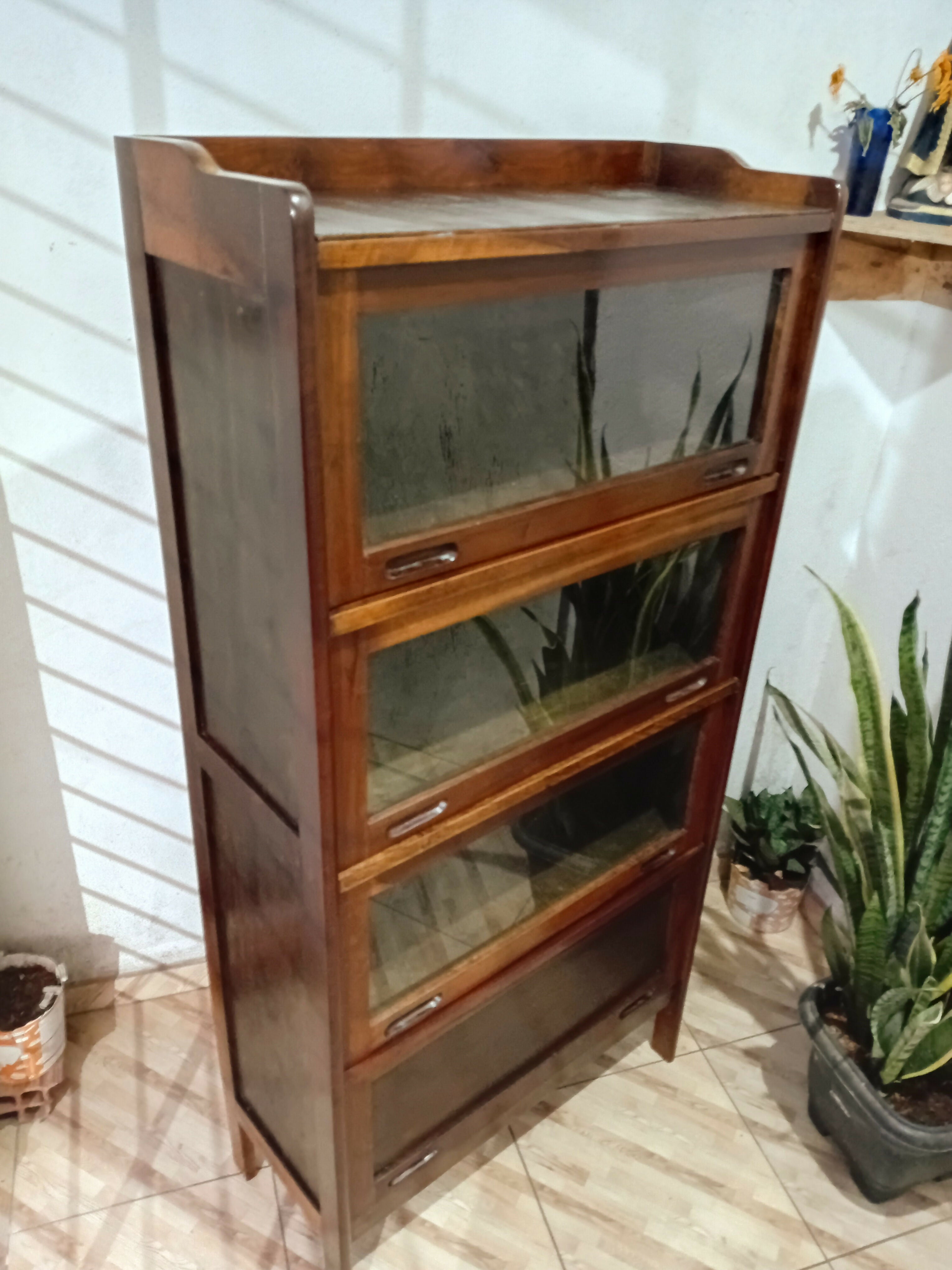 Estante basculante livreiro 4 portas em imbuia ja restaurada