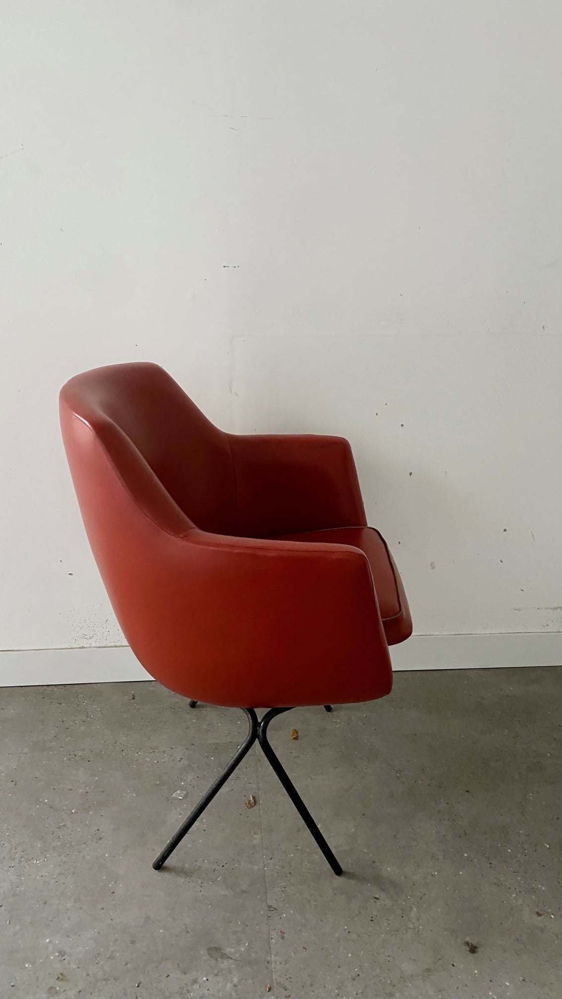 Impecável! Poltrona concha (estilo criado por Carlo Hauner) adquirida em meados dos anos 70s.