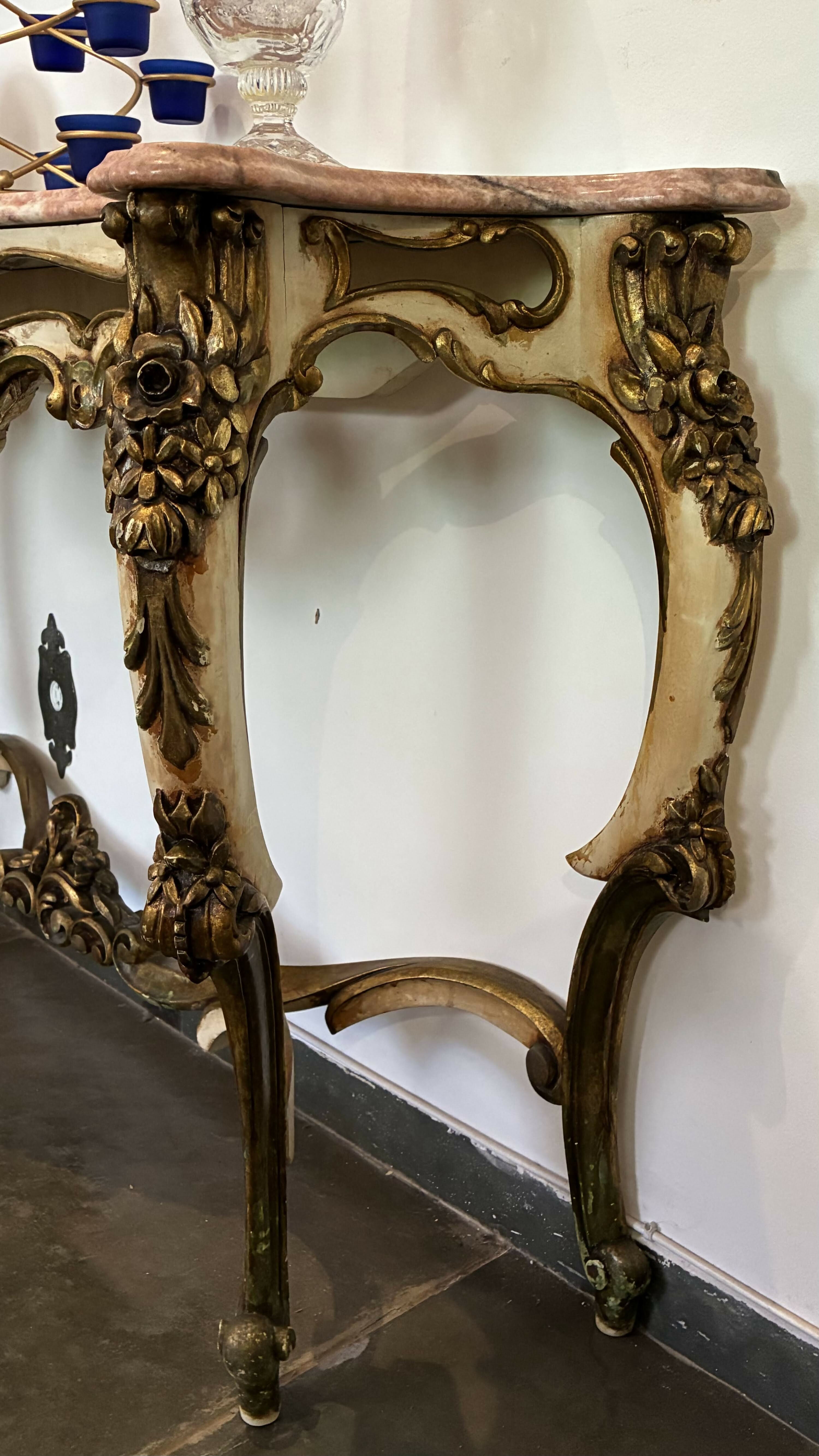 Aparador com Tampo de Mármore Rosa