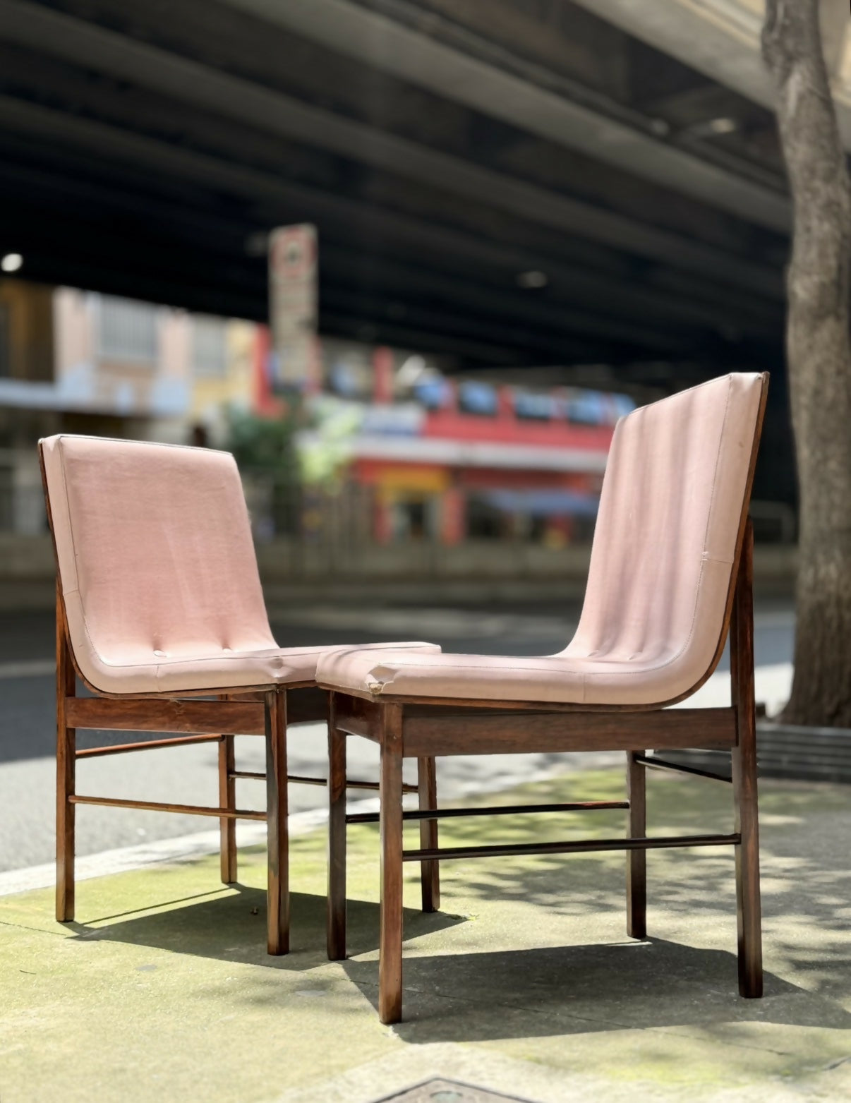 Par de Cadeiras Novo Rumo em Jacarandá anos 60