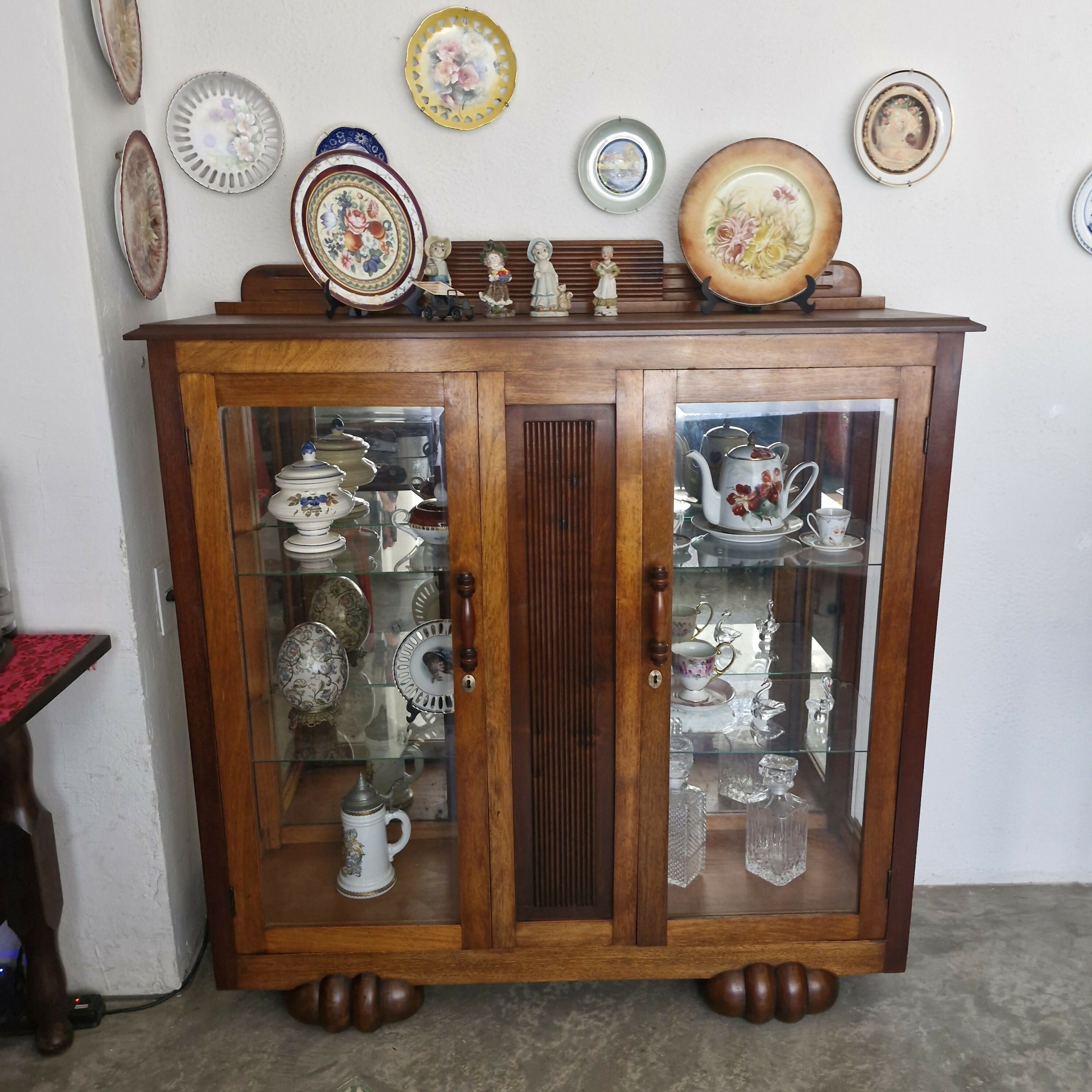 Cristaleira Art Deco.