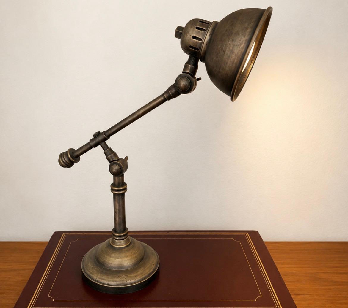 Luminária Abajur de mesa Chehoma - Peça Retrô Belga