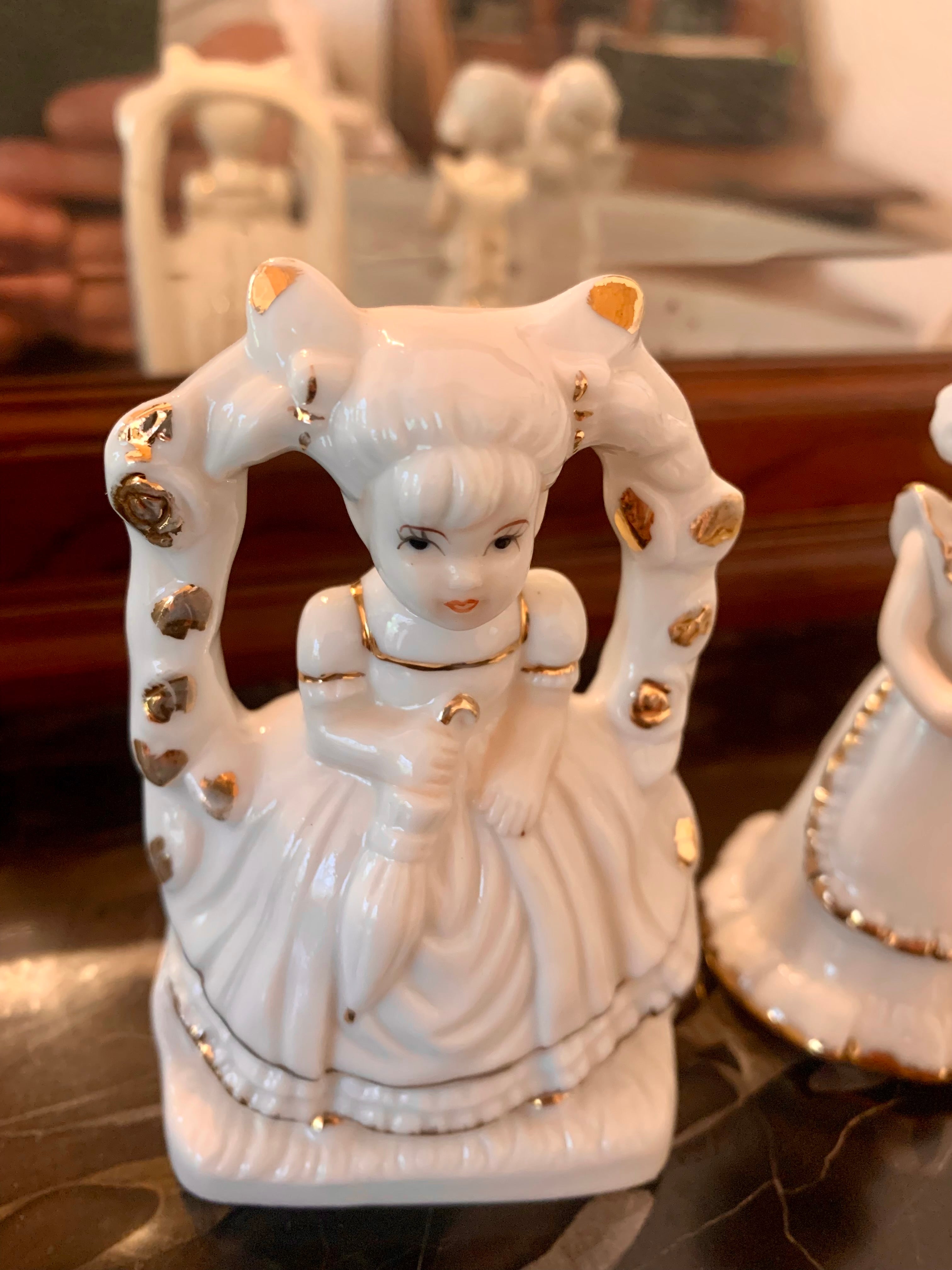 Lindos bibelots espanhóis em fina porcelana