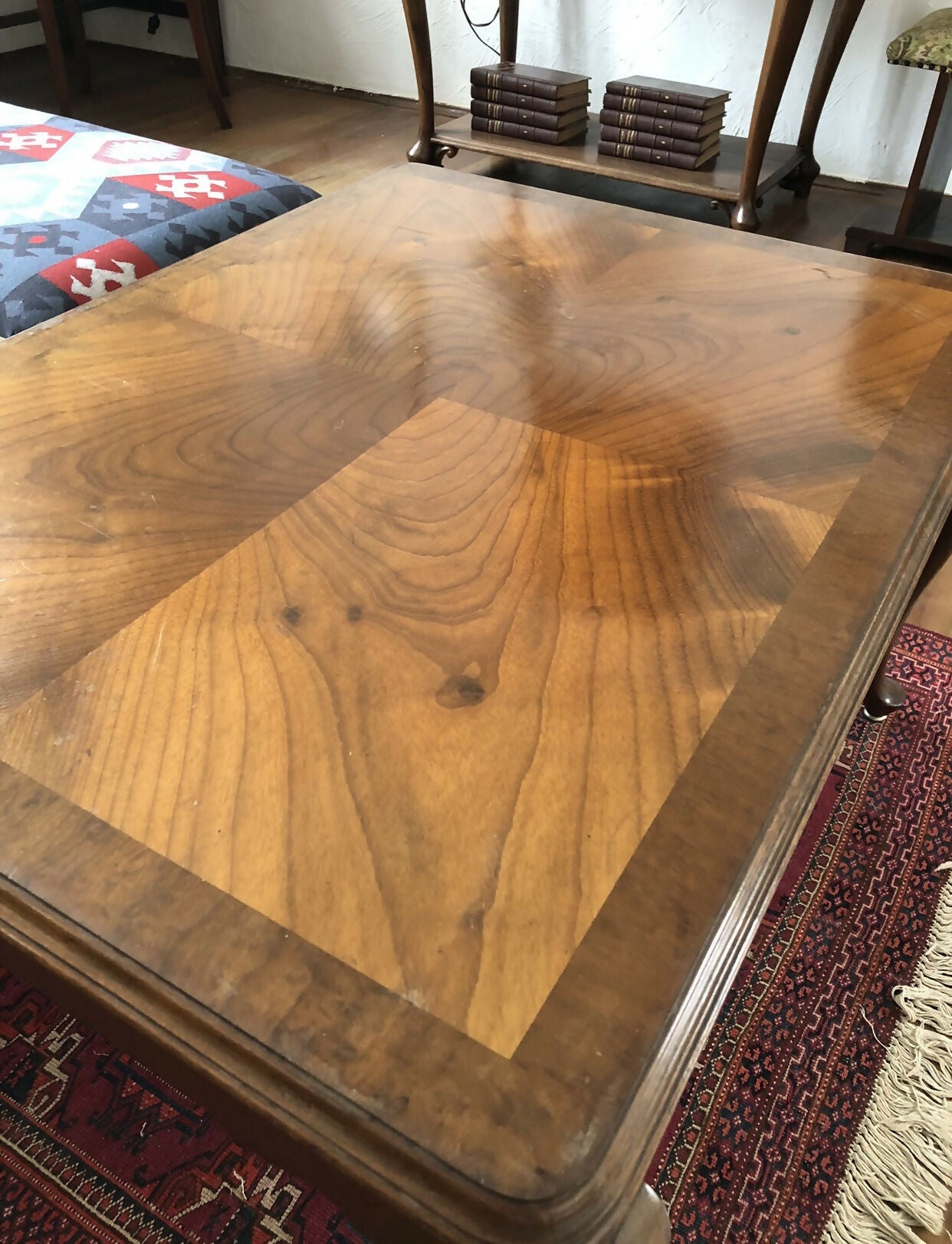 Mesa de centro Chipandelle com Marchetaria