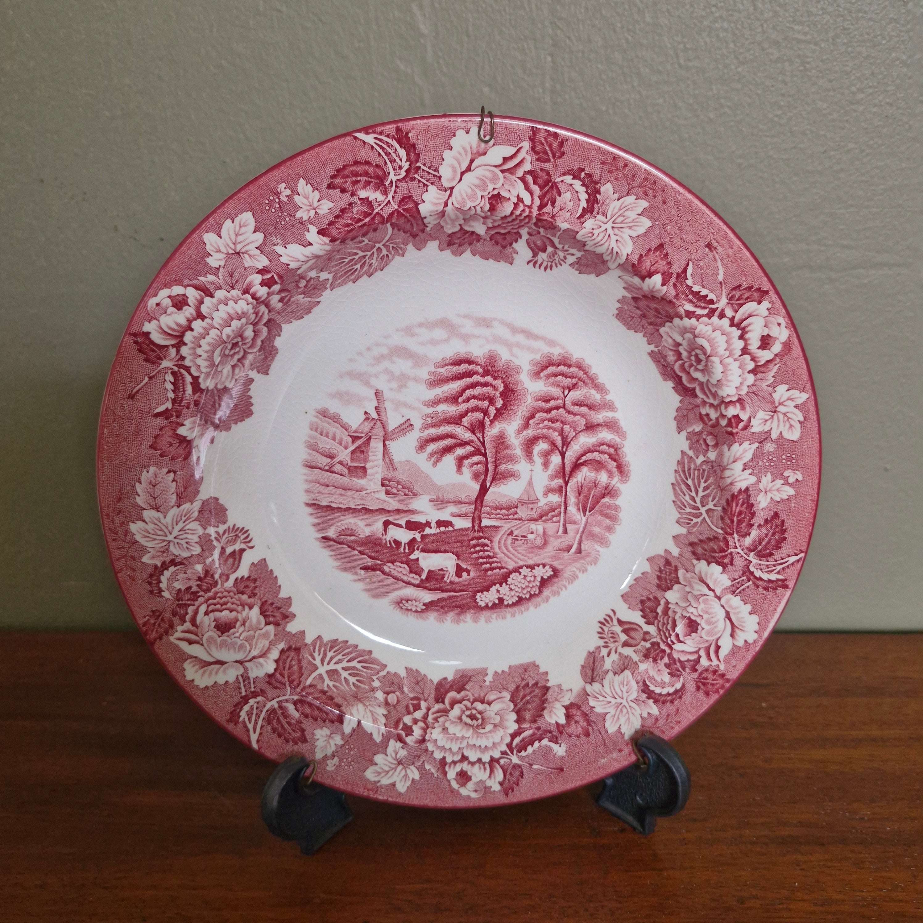 Prato Porcelana Inglesa com decoração campestre em vermelho 