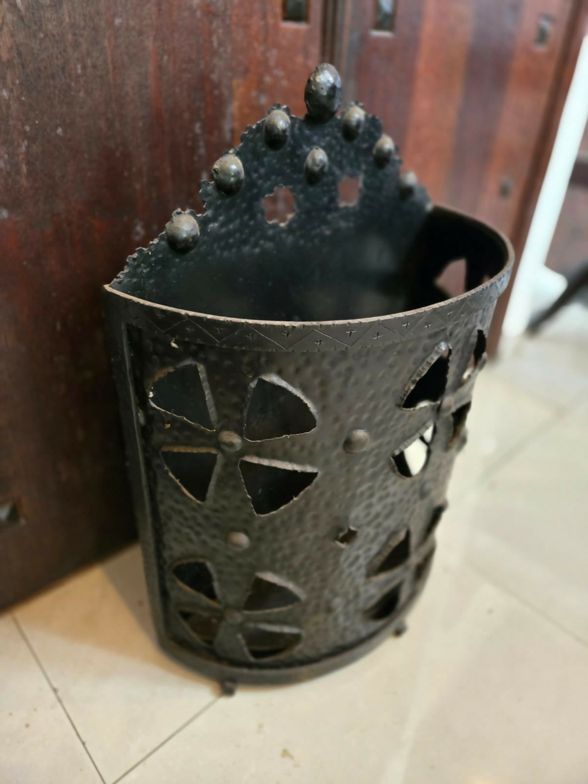 Porta-guarda-chuvas antigo em ferro trabalhado – c. 1880–1910