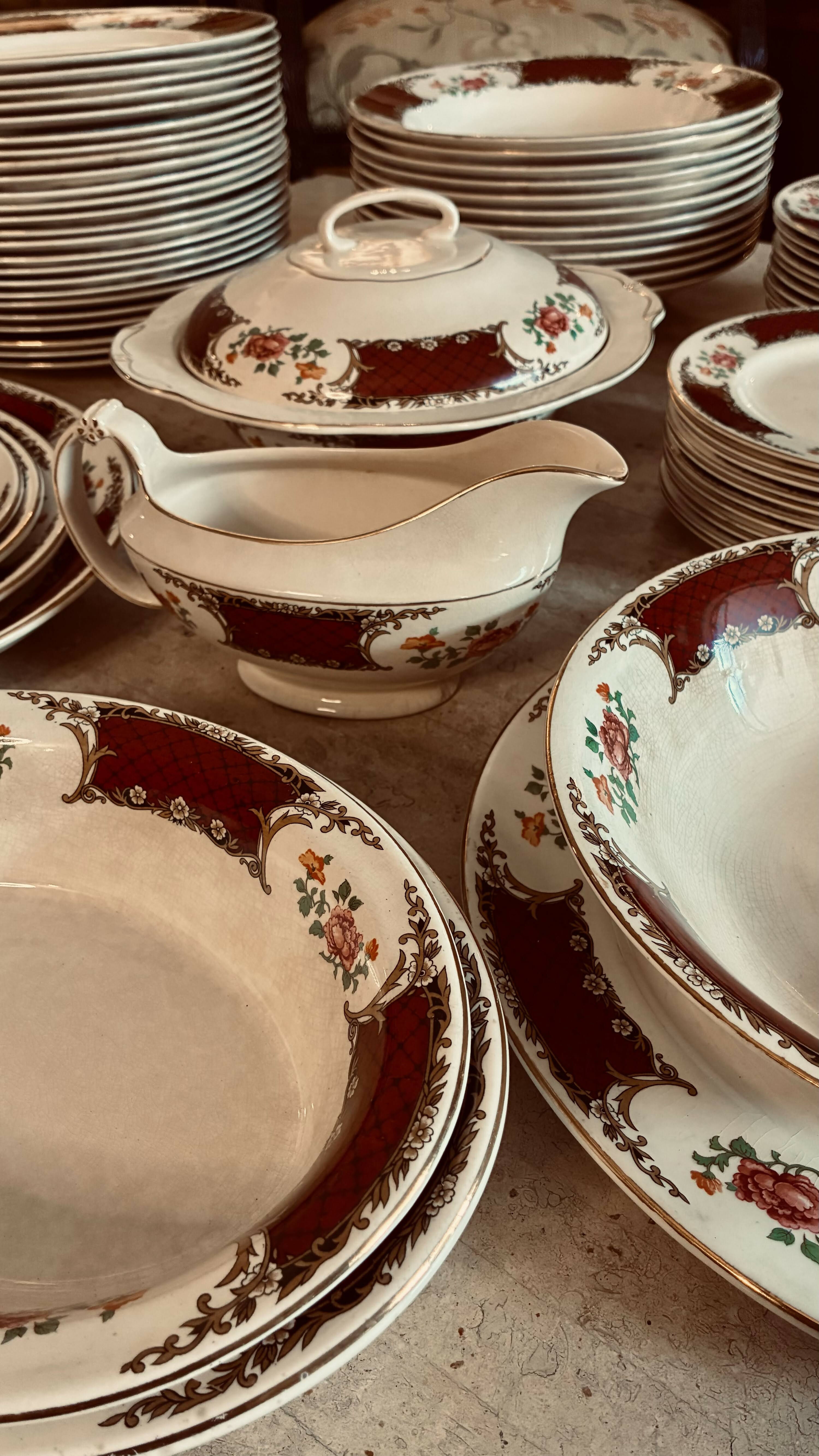 Aparelho de Jantar em Porcelana Inglesa