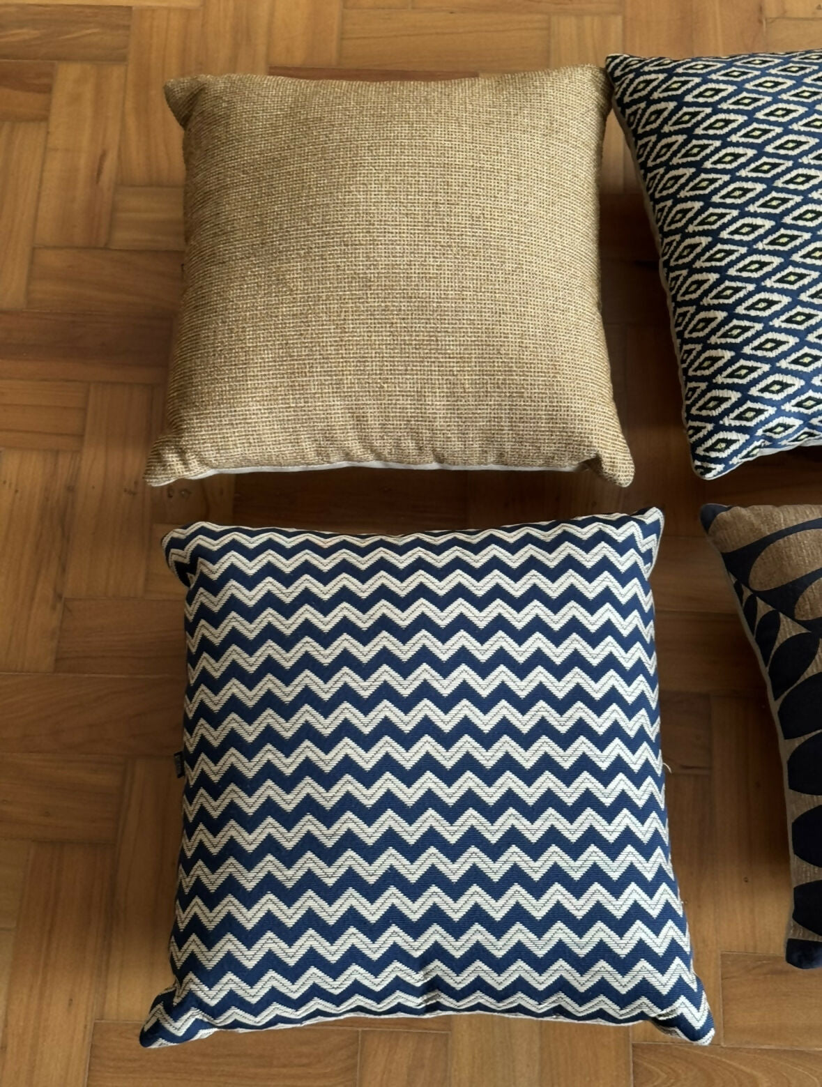 Conjunto de cinco almofadas Patterns&Colors