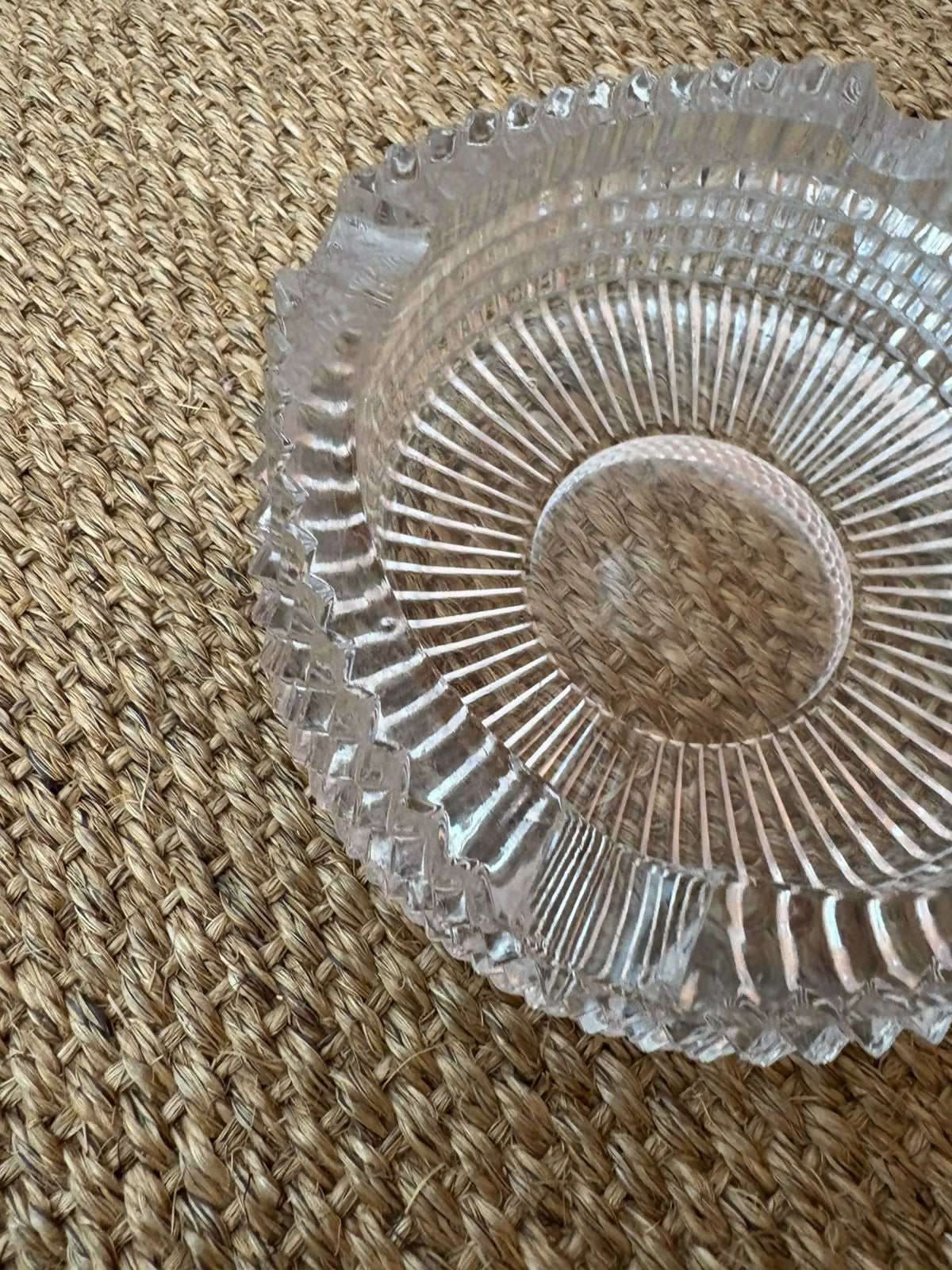 grande cinzeiro em vidro lapidado