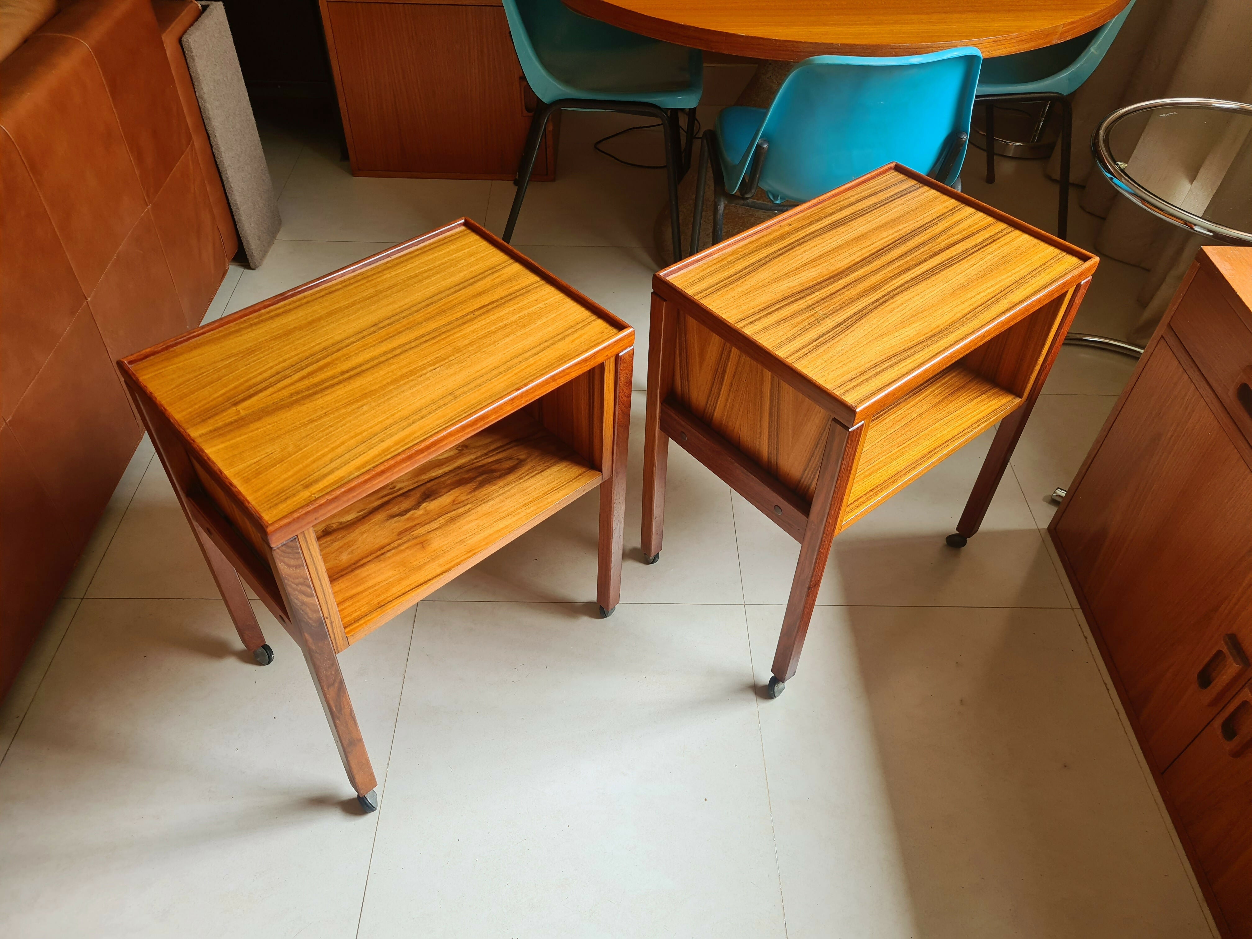 Par de mesas laterais dos anos 60