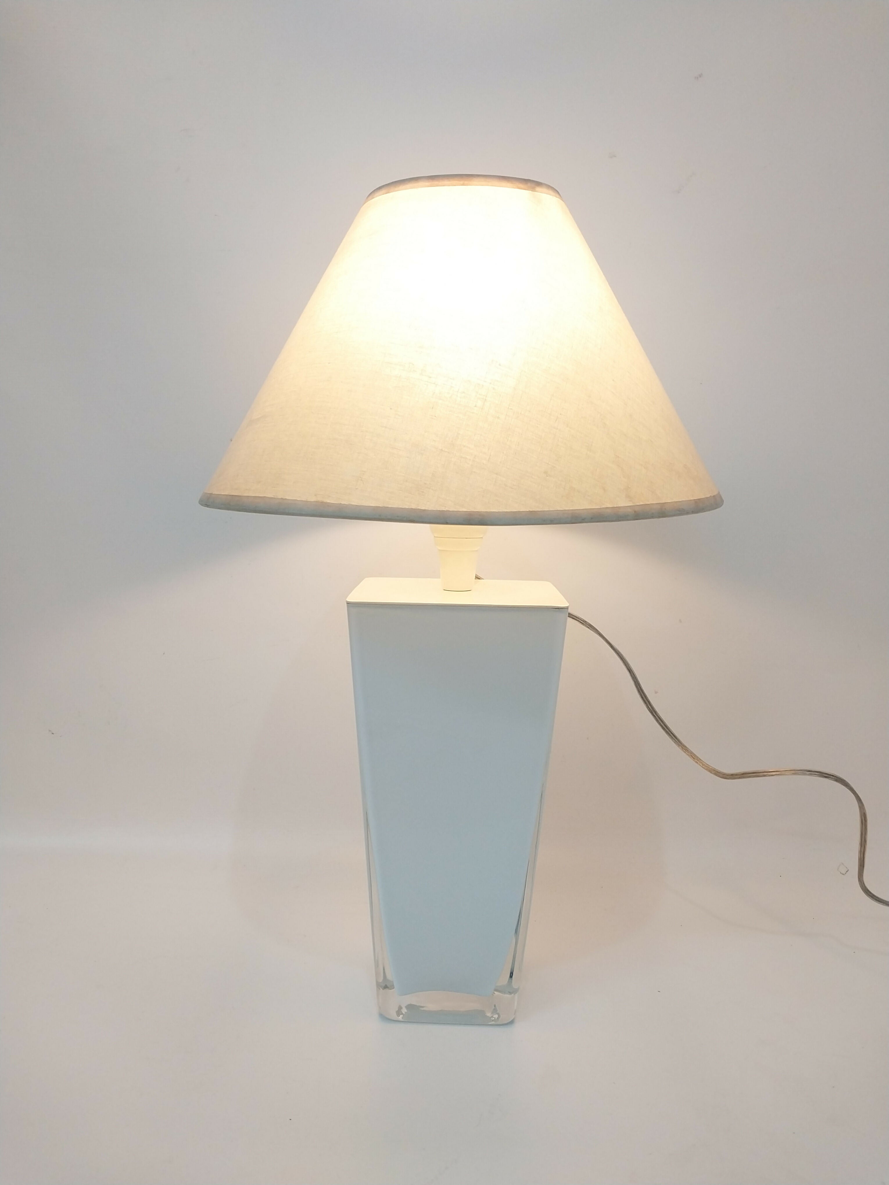 Abajur Design em Vidro