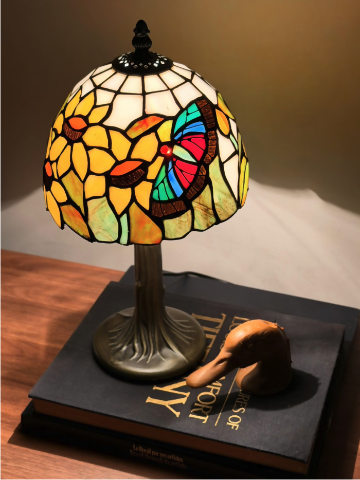 Luminária Vitral Inspiração Tiffany - Flores e Borboletas