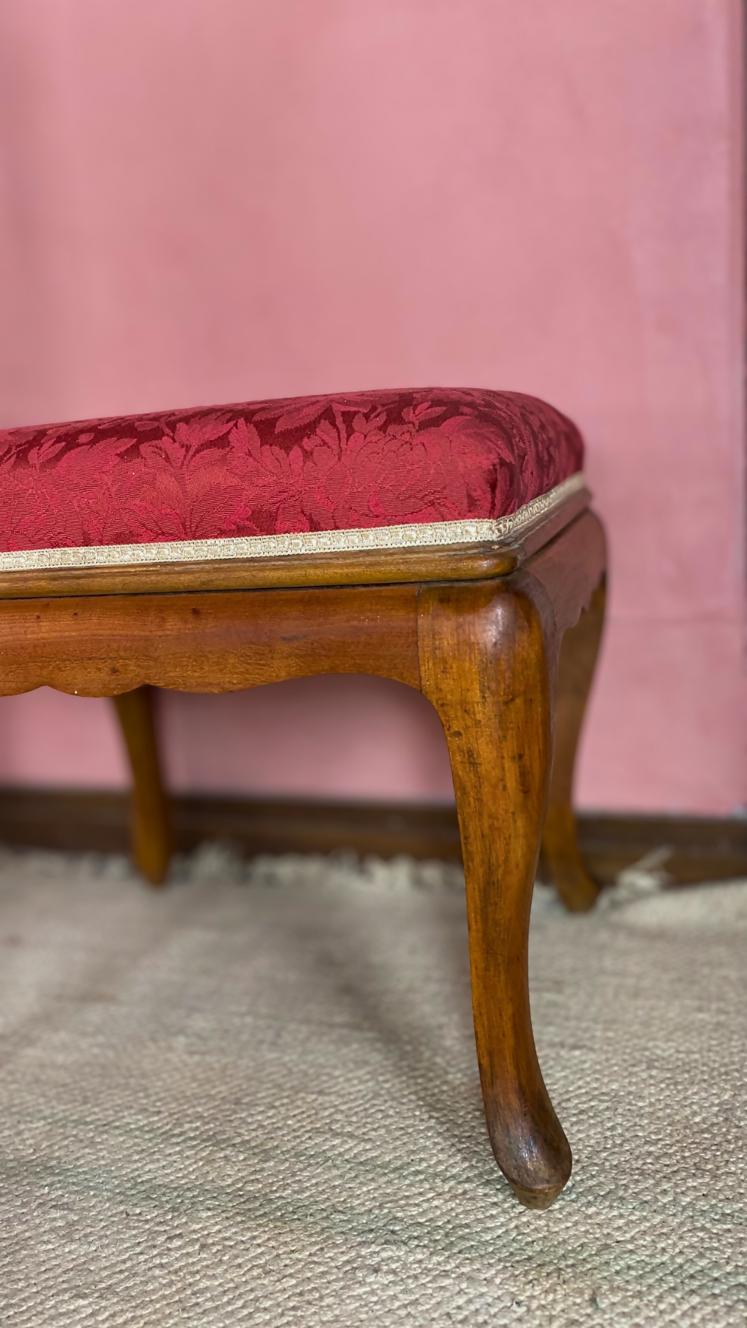 Banqueta Chippendale Elise