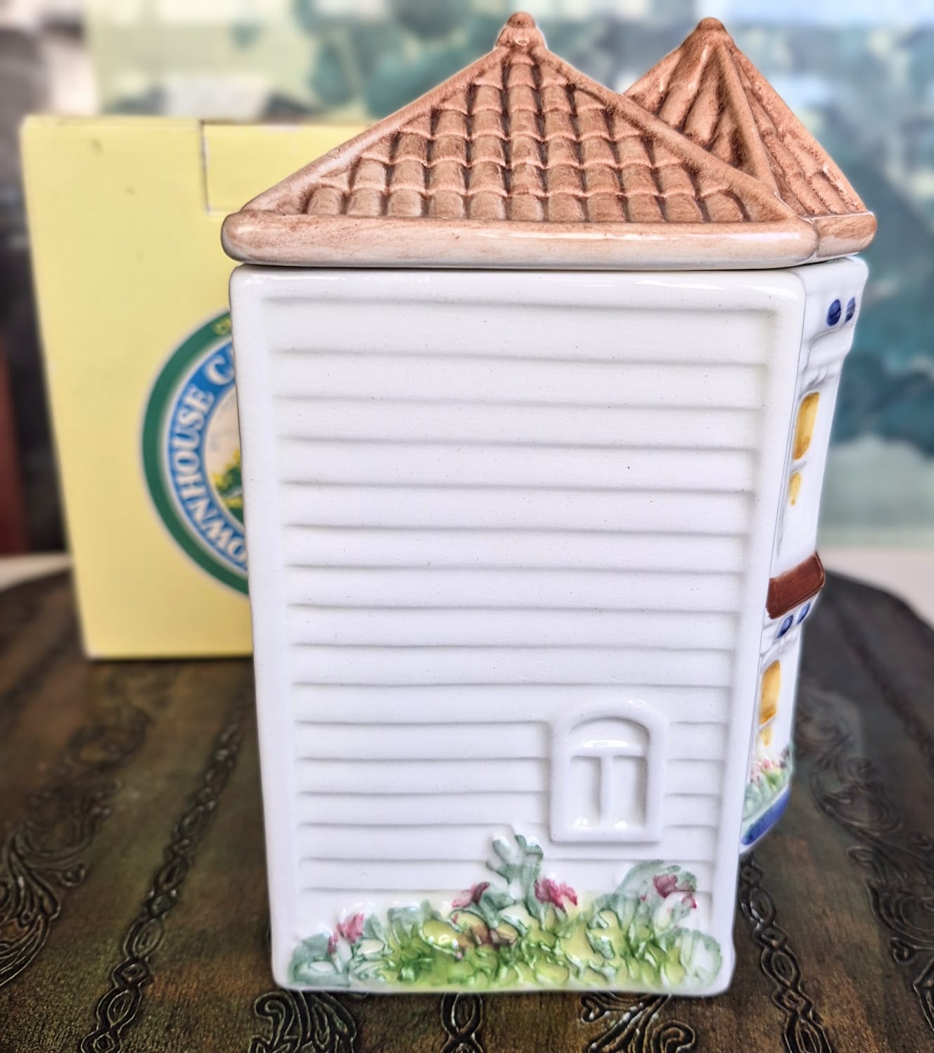  Biscoiteira em cerâmica vintage Weiss feita para a Avon Collection em forma de casinha. Está impecável,  na caixa.
