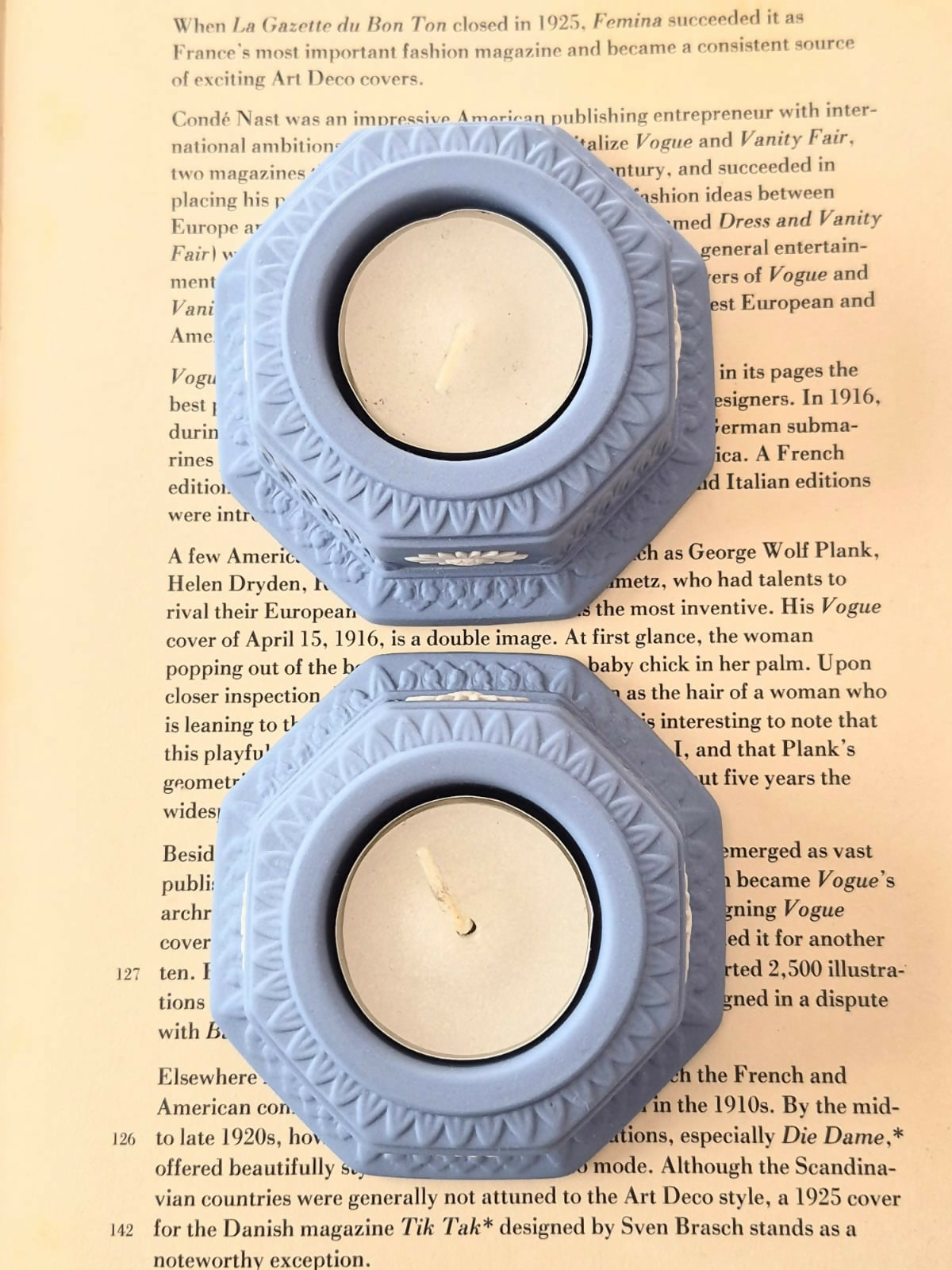 Par de porta velas em jasperware inglês Wedgwood, raro, anos 90. Perfeitos!