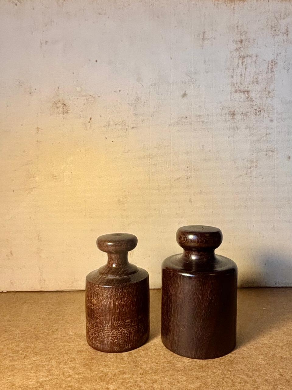 Dupla de esculturas torneadas em jacarandá (DMCPS_089)