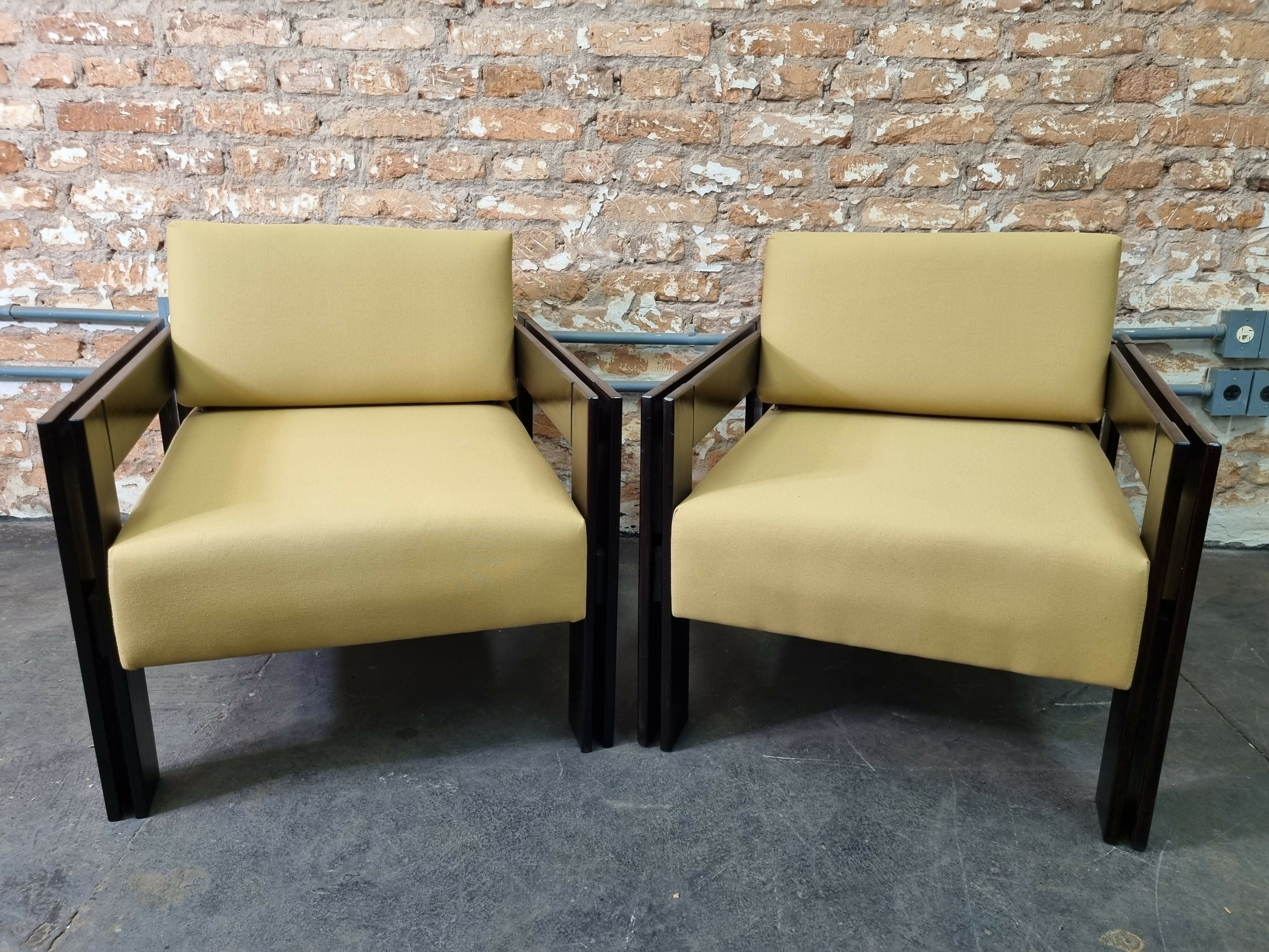 Par poltronas Lafer MP-85