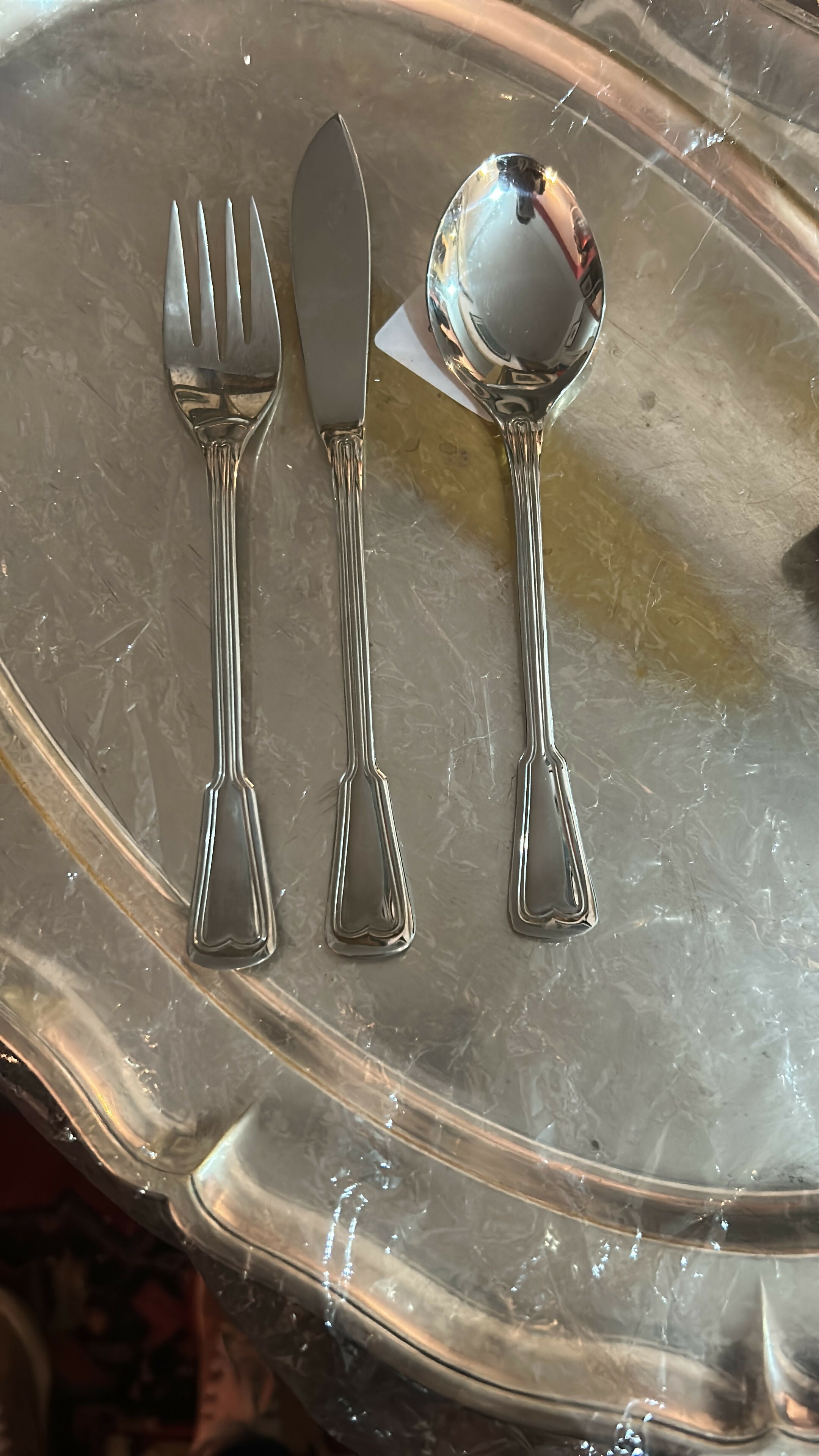 Lindíssimo faqueiro Meridional na caixa com 101 pecas(