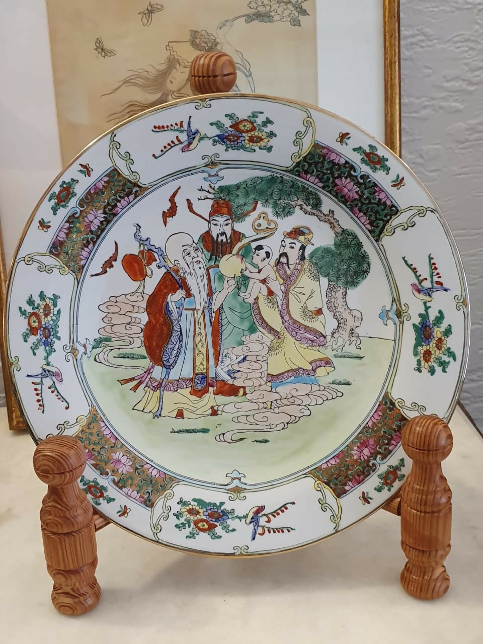 Pratos decorativos em porcelana chinesa. Pintados à mão e muito bem conservados e lindos!