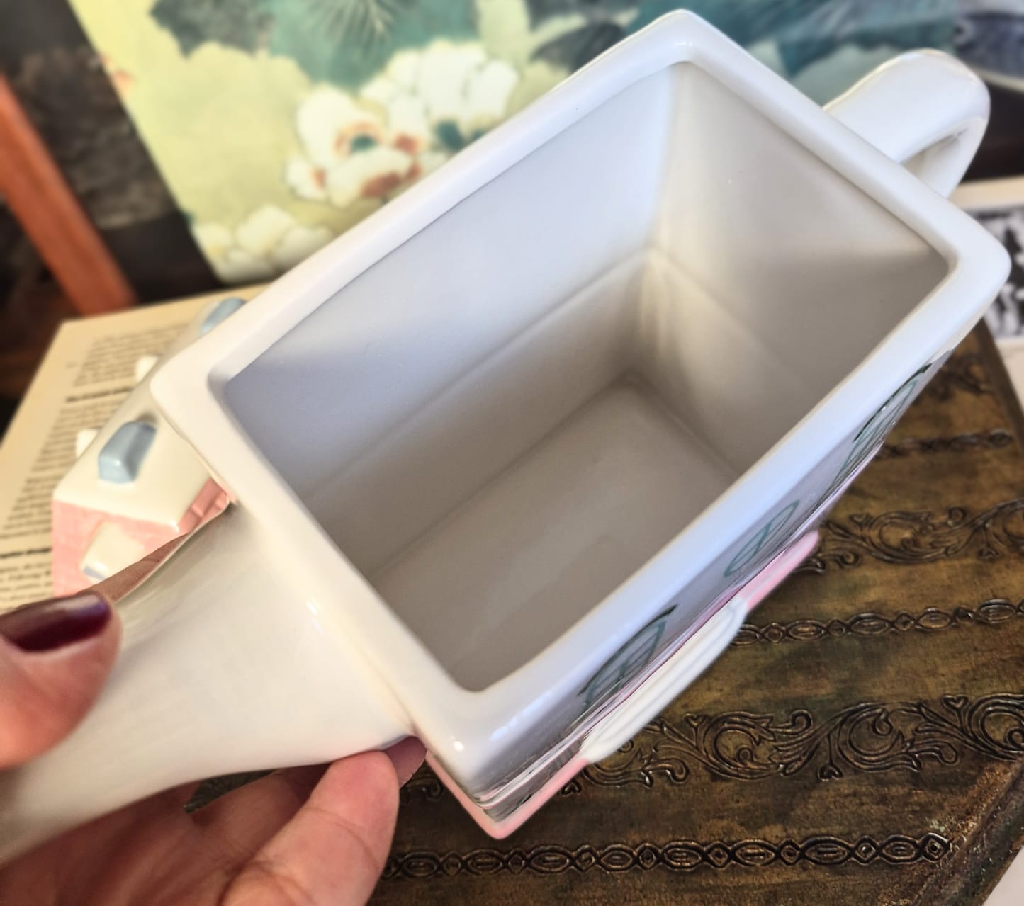 Conjunto para café e/ou chá em porcelana tcheca Thun com overmark da Linea (famosa distribuidora europeia de presentes e decoração)