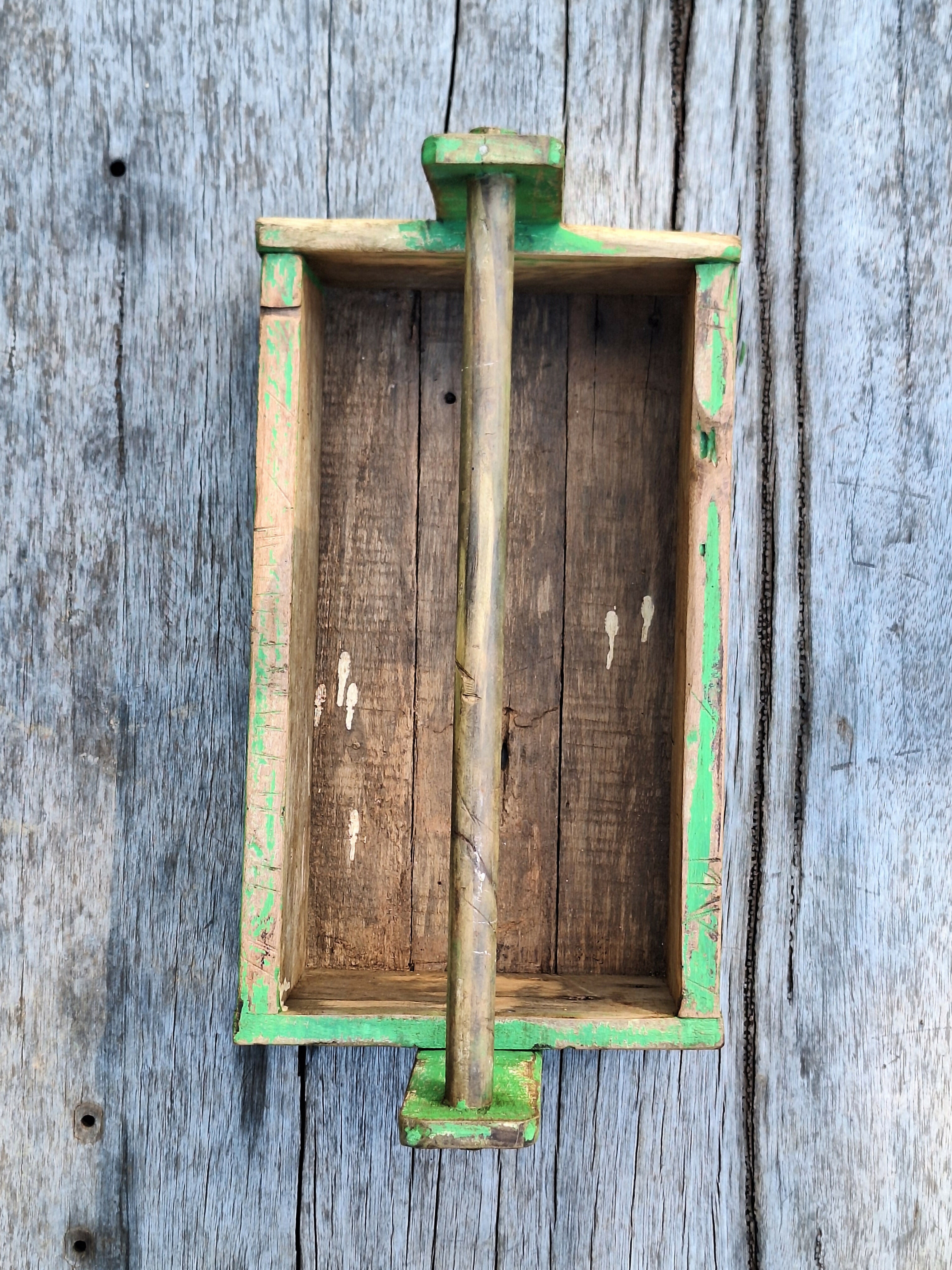 Caixa de Ferramenta Tinta Gasta Madeira Maciça Garimpo Mineiro