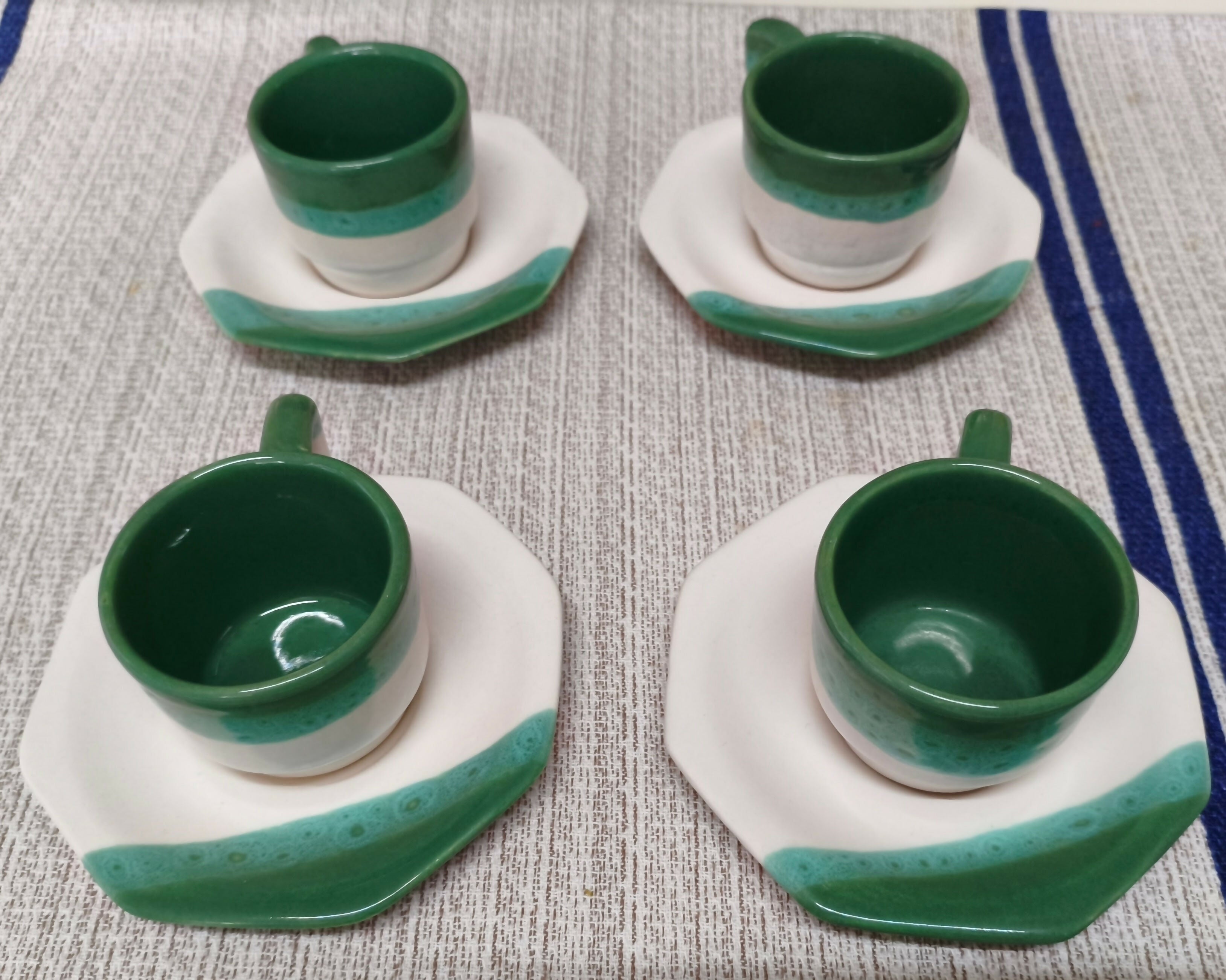 Jogo de café em cerâmica esmaltada verde