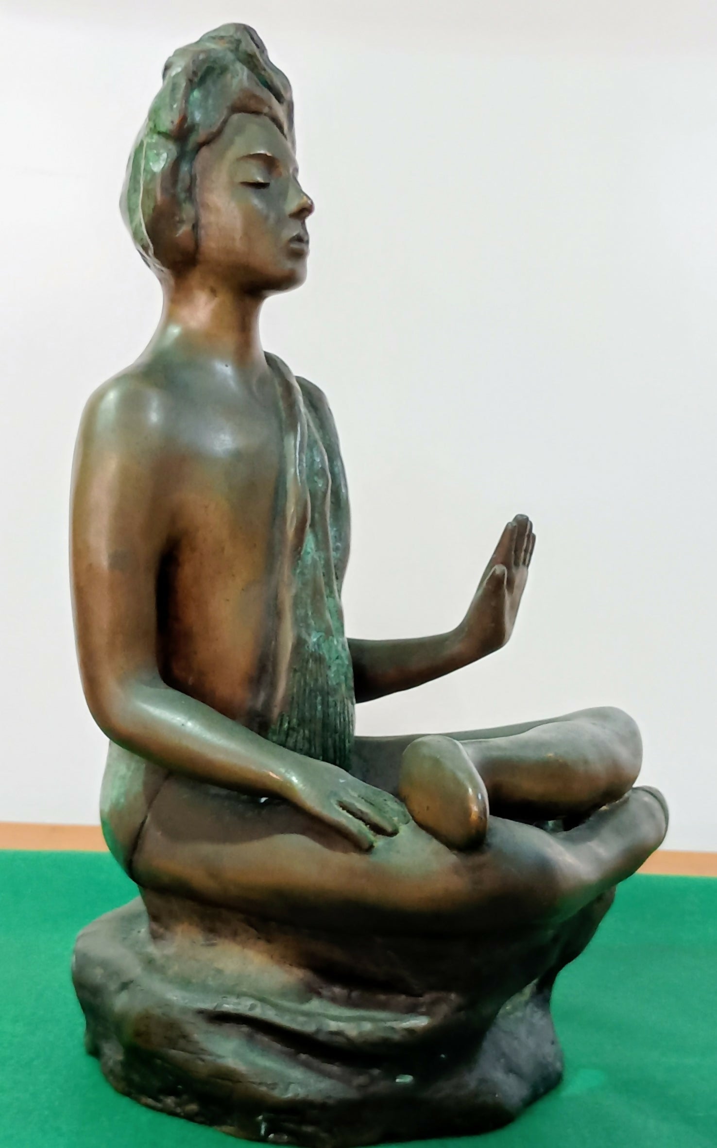 Escultura em bronze