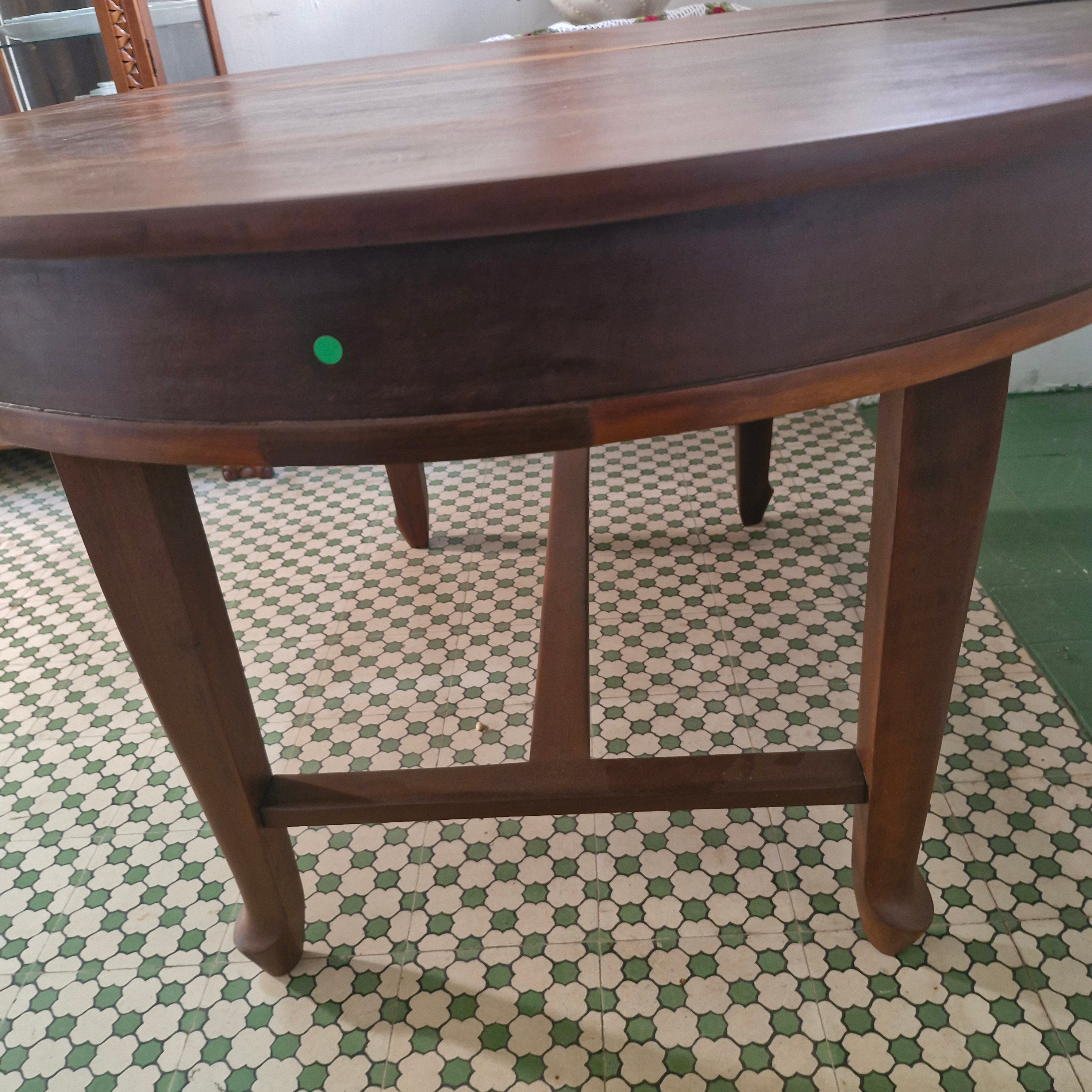 Mesa de Jantar Oval Elástica Art Deco