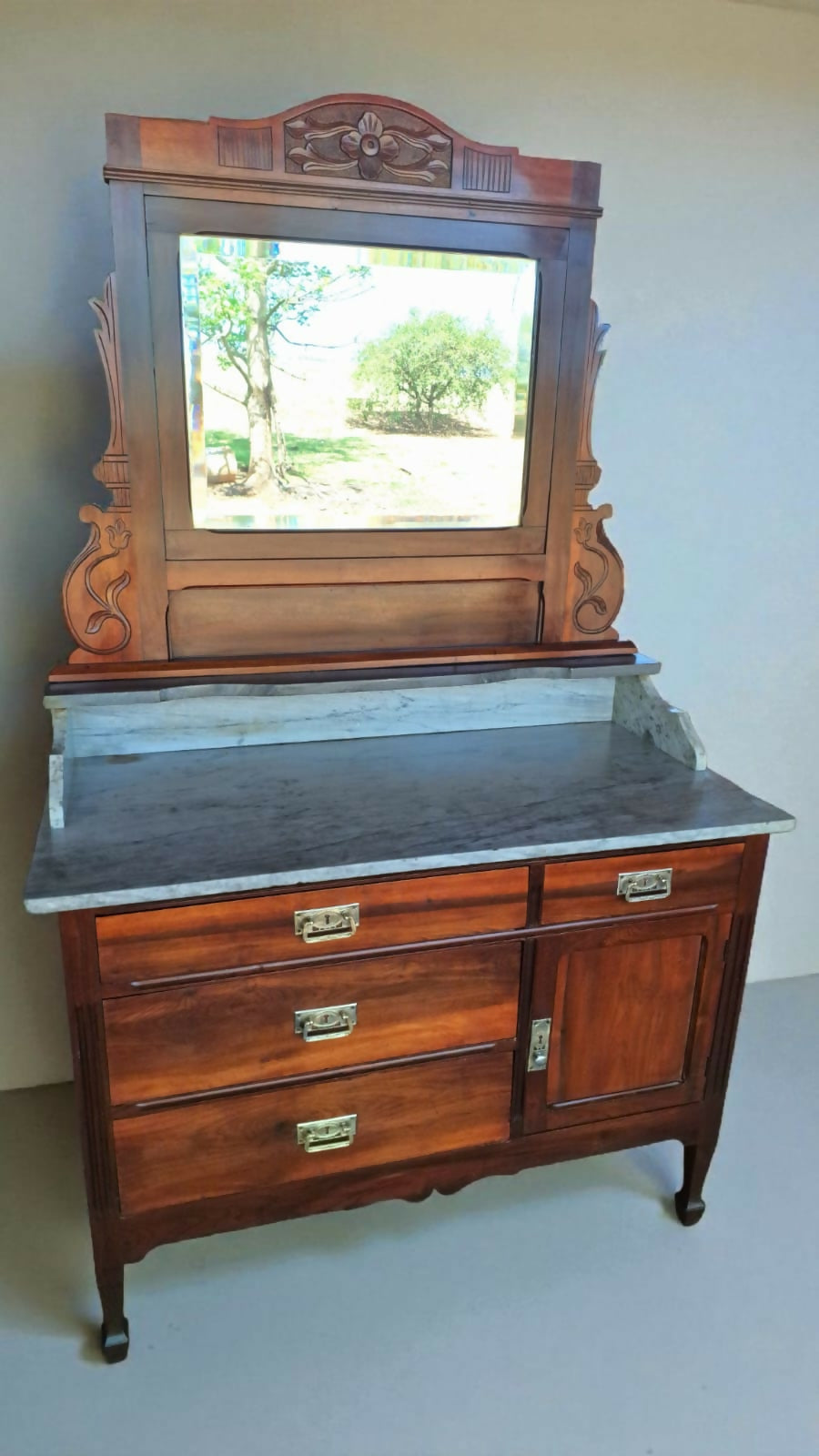 Cômoda Lavatório de 1923