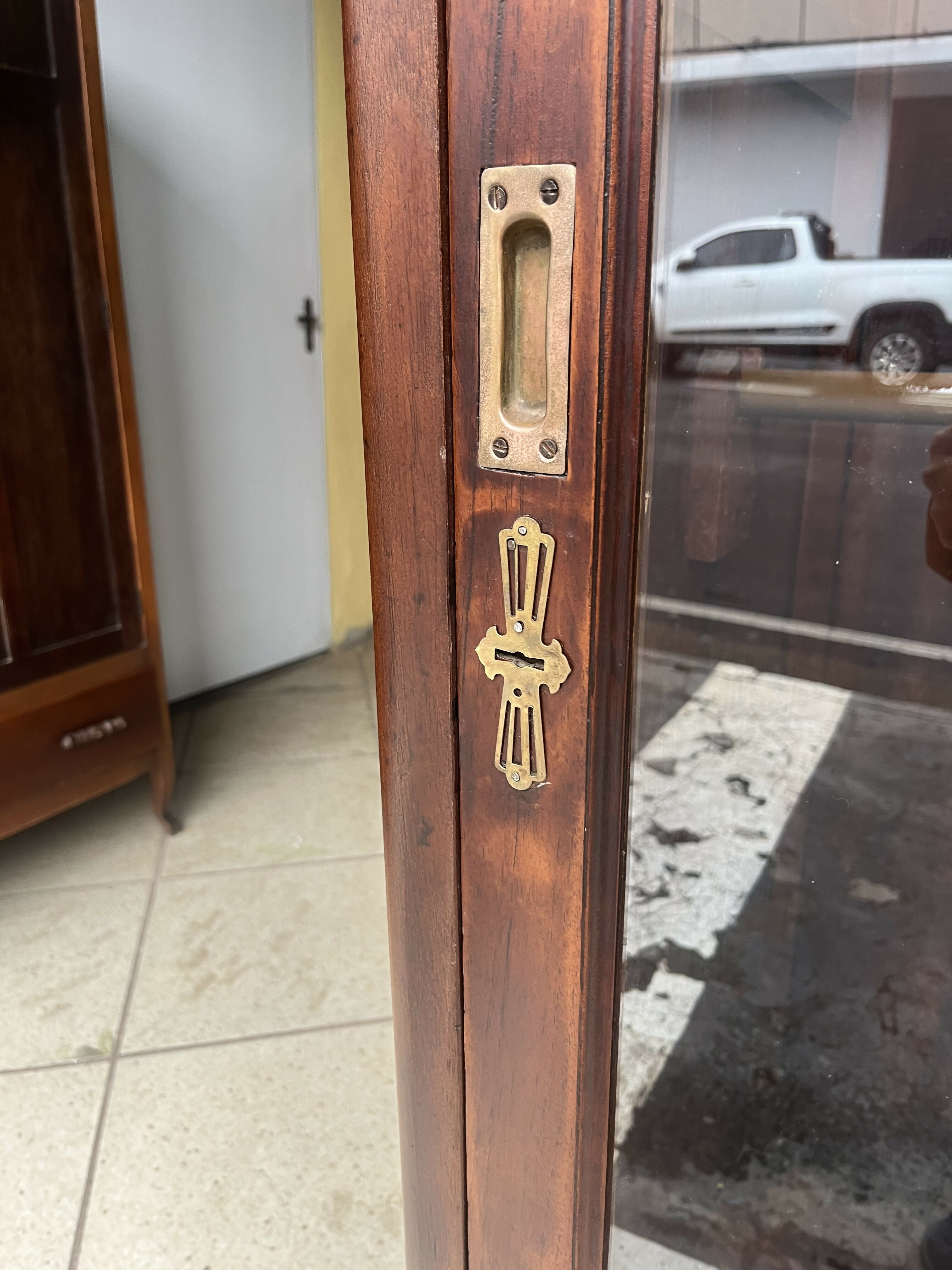 LINDO CLOSET / ARMARIO / ROUPEIRO ANTIGO EM MADEIRA