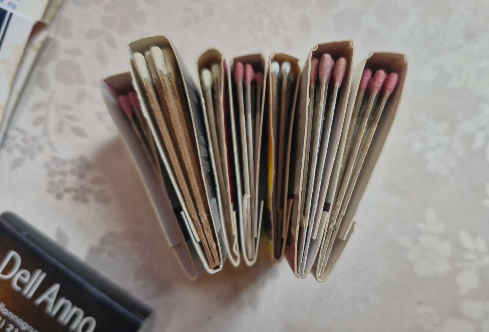 Bela e rara coleção de caixas de fósforos