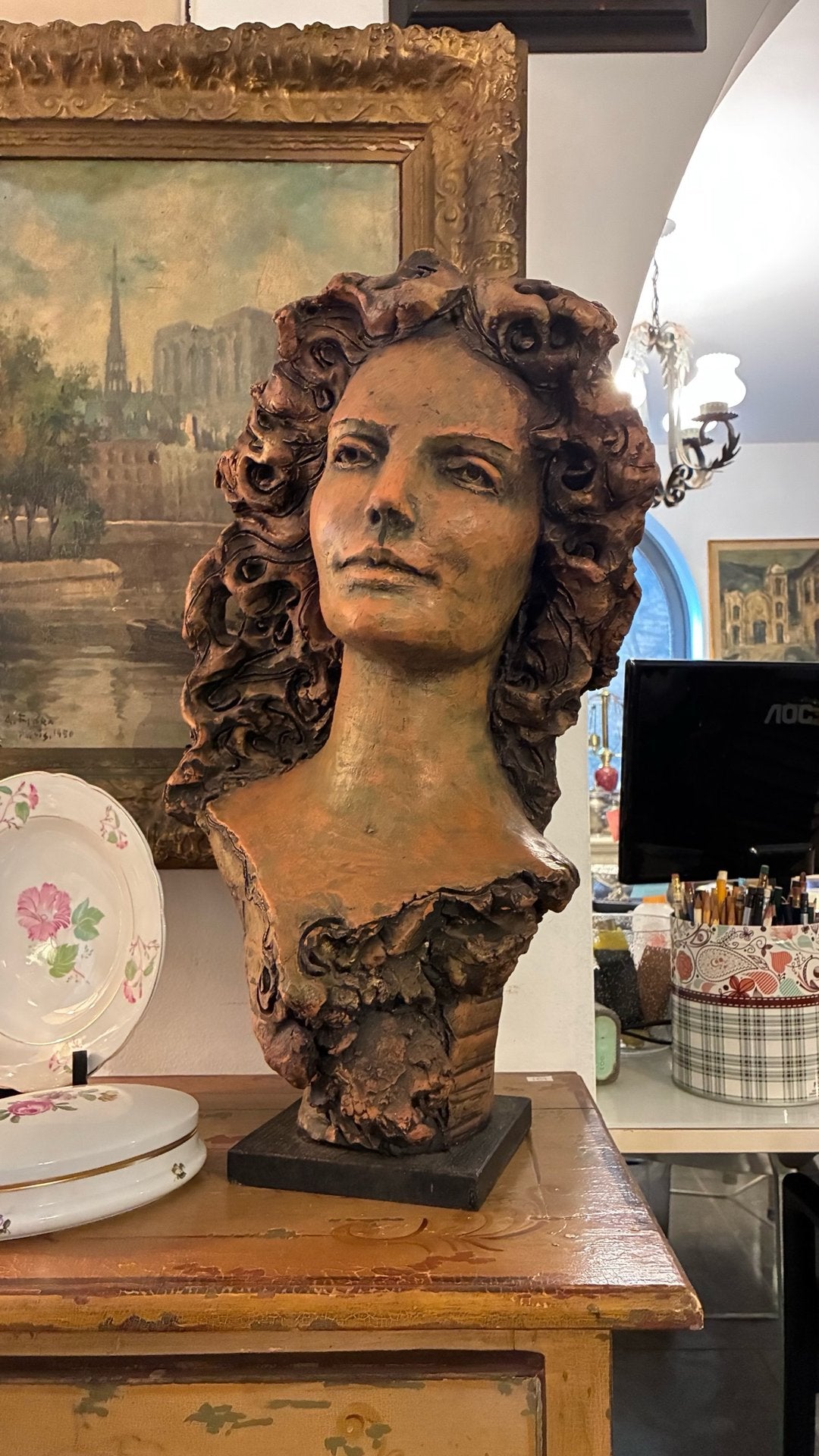 Busto Feminino em Terracota