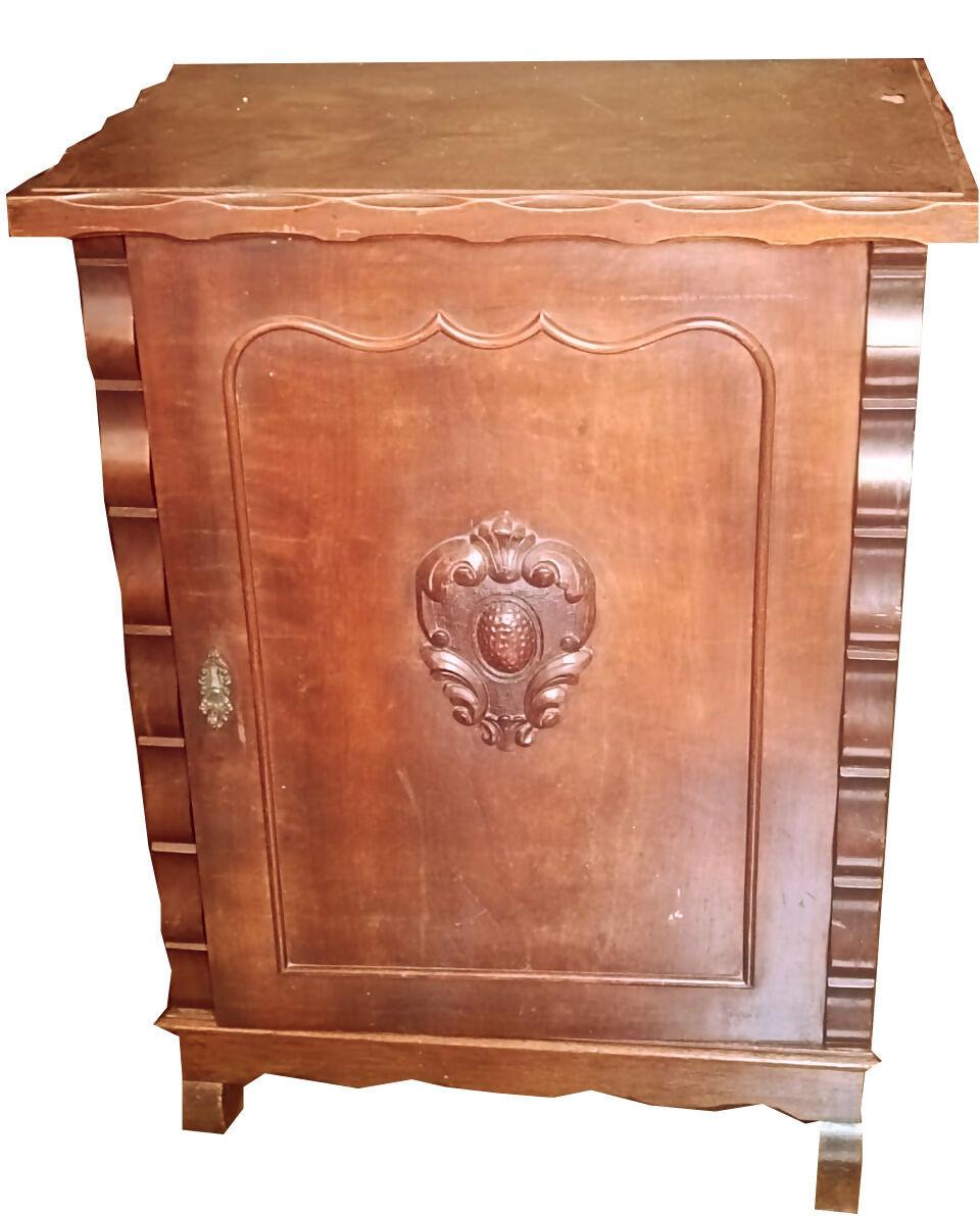 Sapateira compacta em madeira