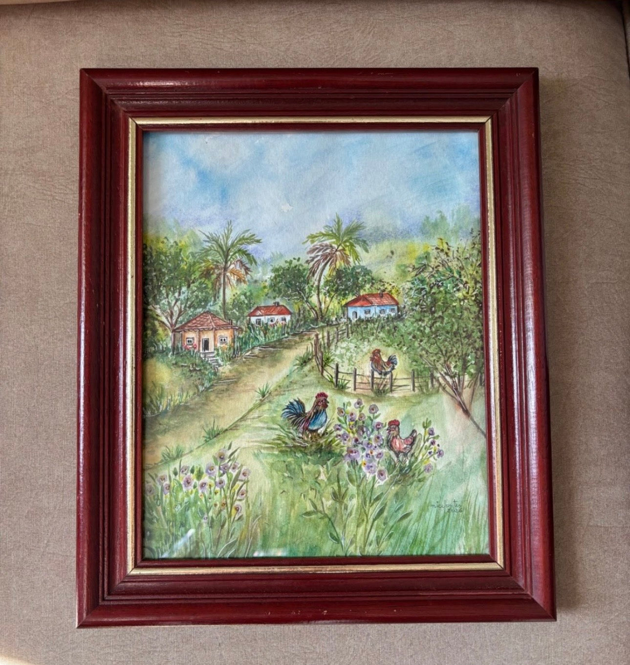 Quadro decorativo em aquarela retratando paisagem rural com galinhas 