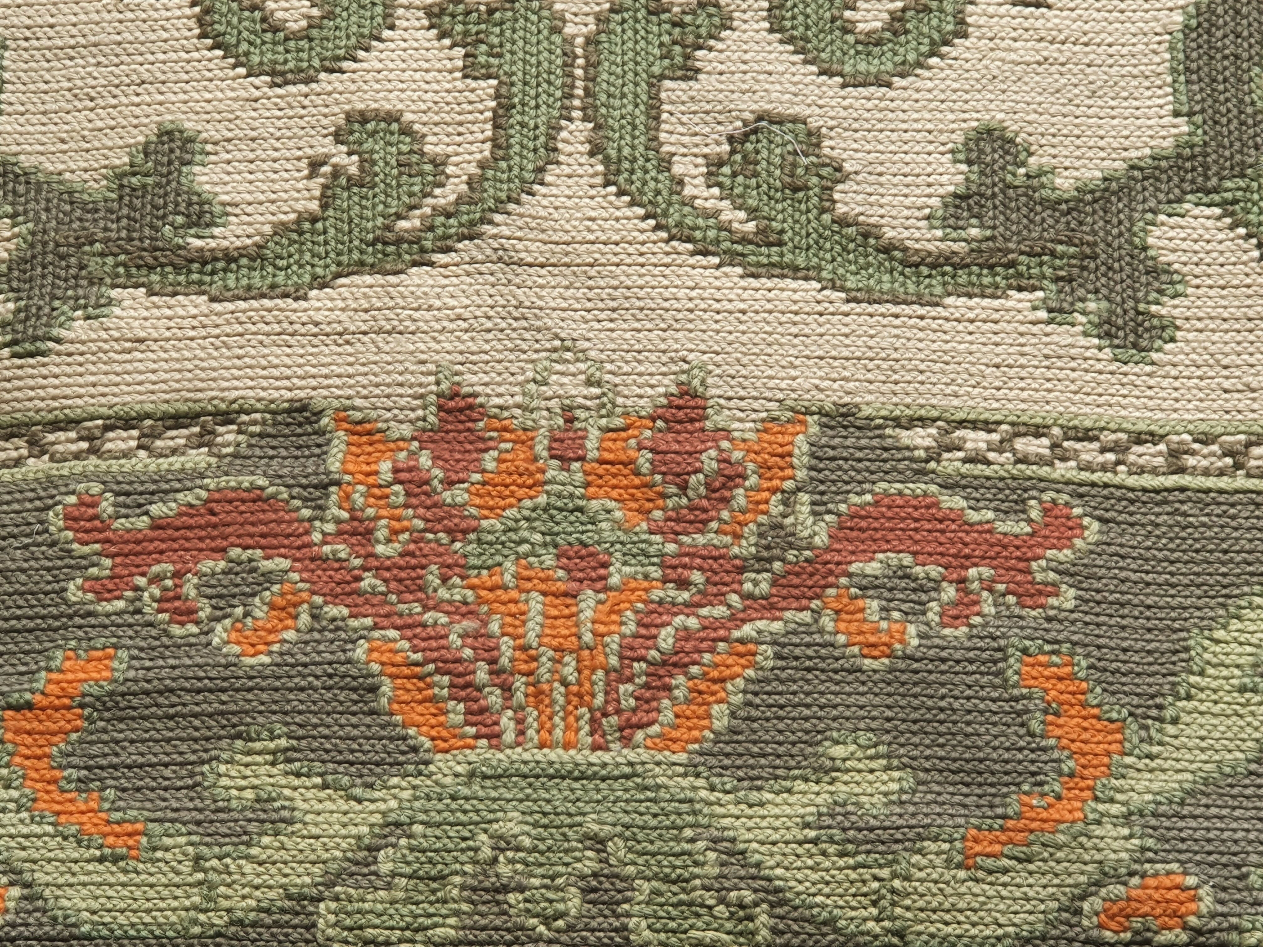 Tapete Arraiolos Português Legítimo - Gigante 3,50x2,35m - Bordado à Mão