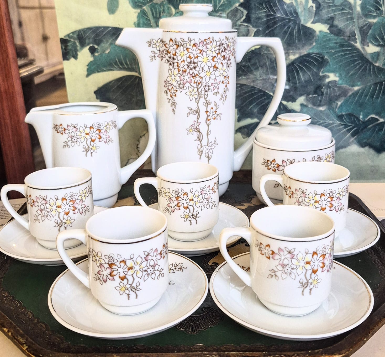 Conjunto para café com 8 peças perfeitas em porcelana vintage,  anos 60, Schmidt,  modelo Skandia. 