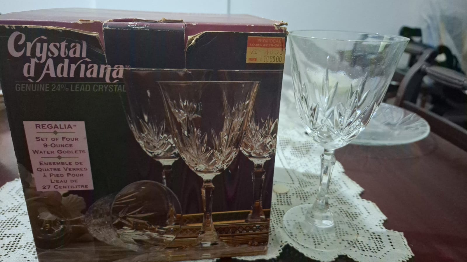 Antigas Taças de Cristal na caixa 