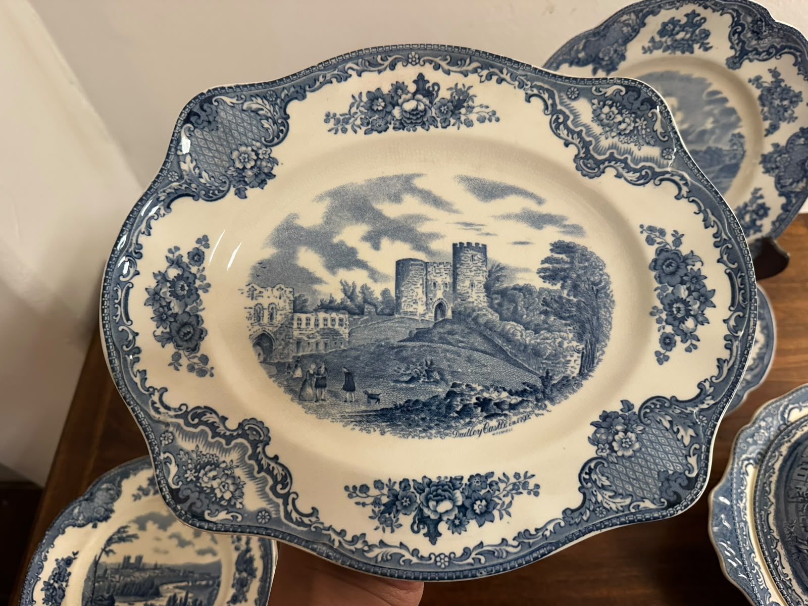 Aparelho de Jantar Old Britain Castles Johnson Bros em azul 