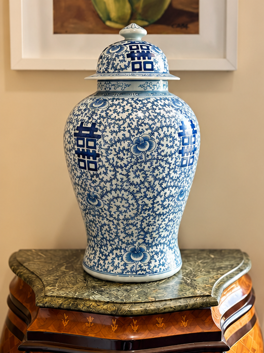 Par de Potiches Chineses em Porcelana Azul e Branca – Dupla Felicidade