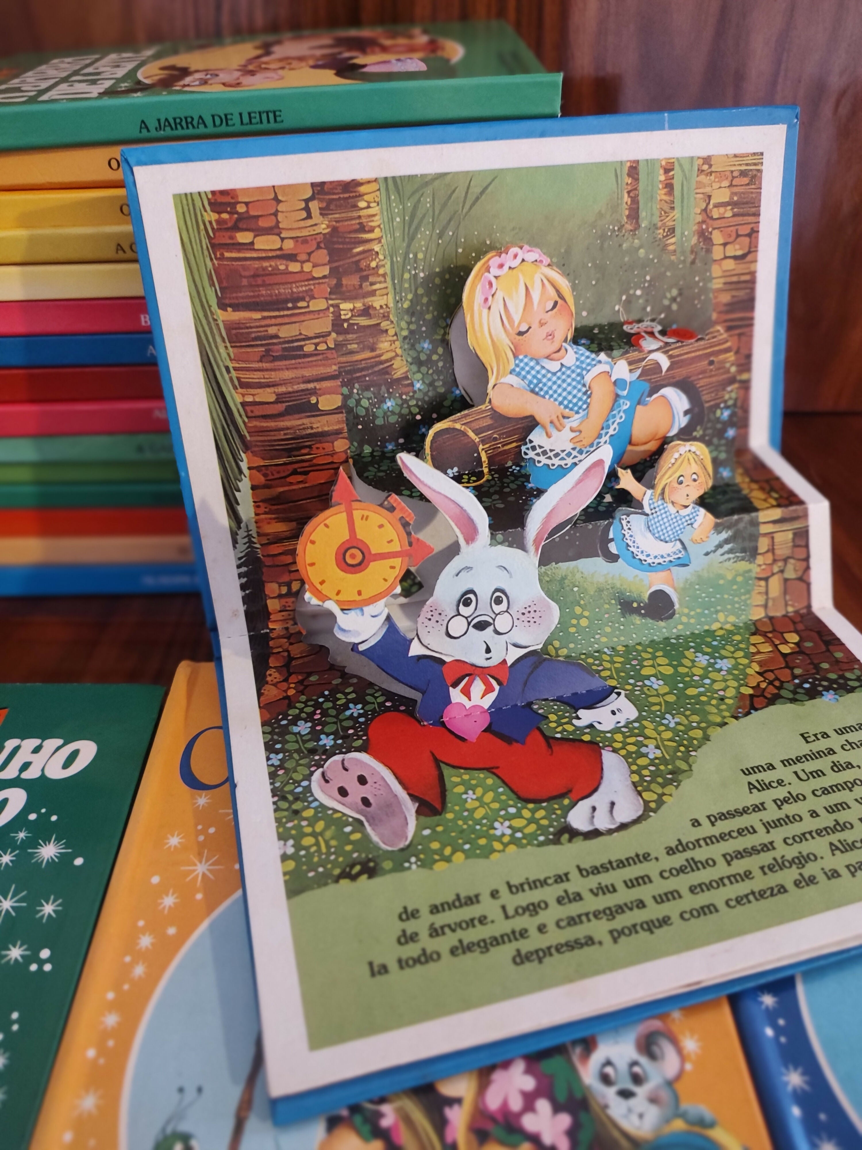 Coleção de 19 livros "Historinhas Animadas" Editora Nova Cultural - 1987