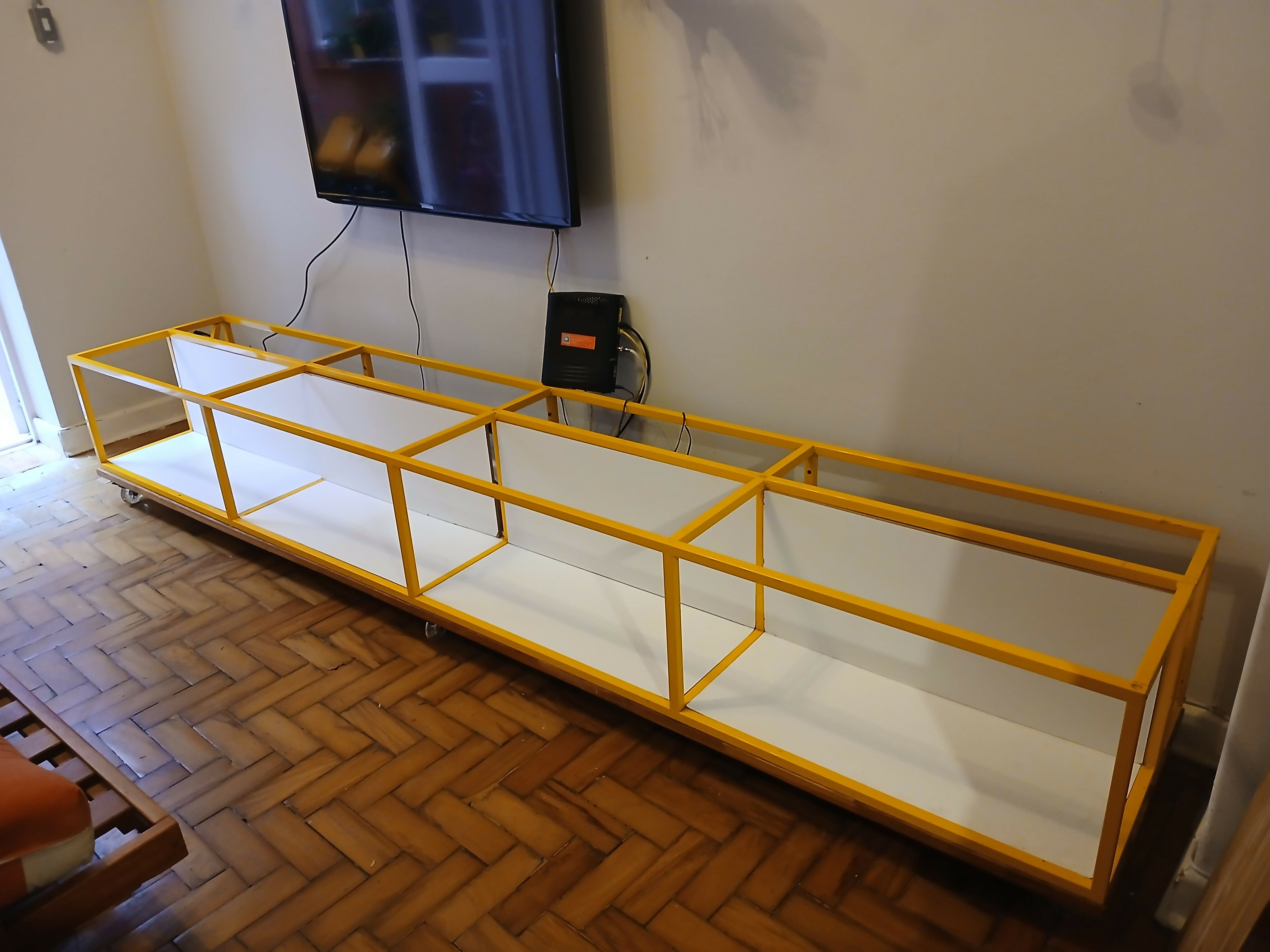 Rack poético para discos de vinil