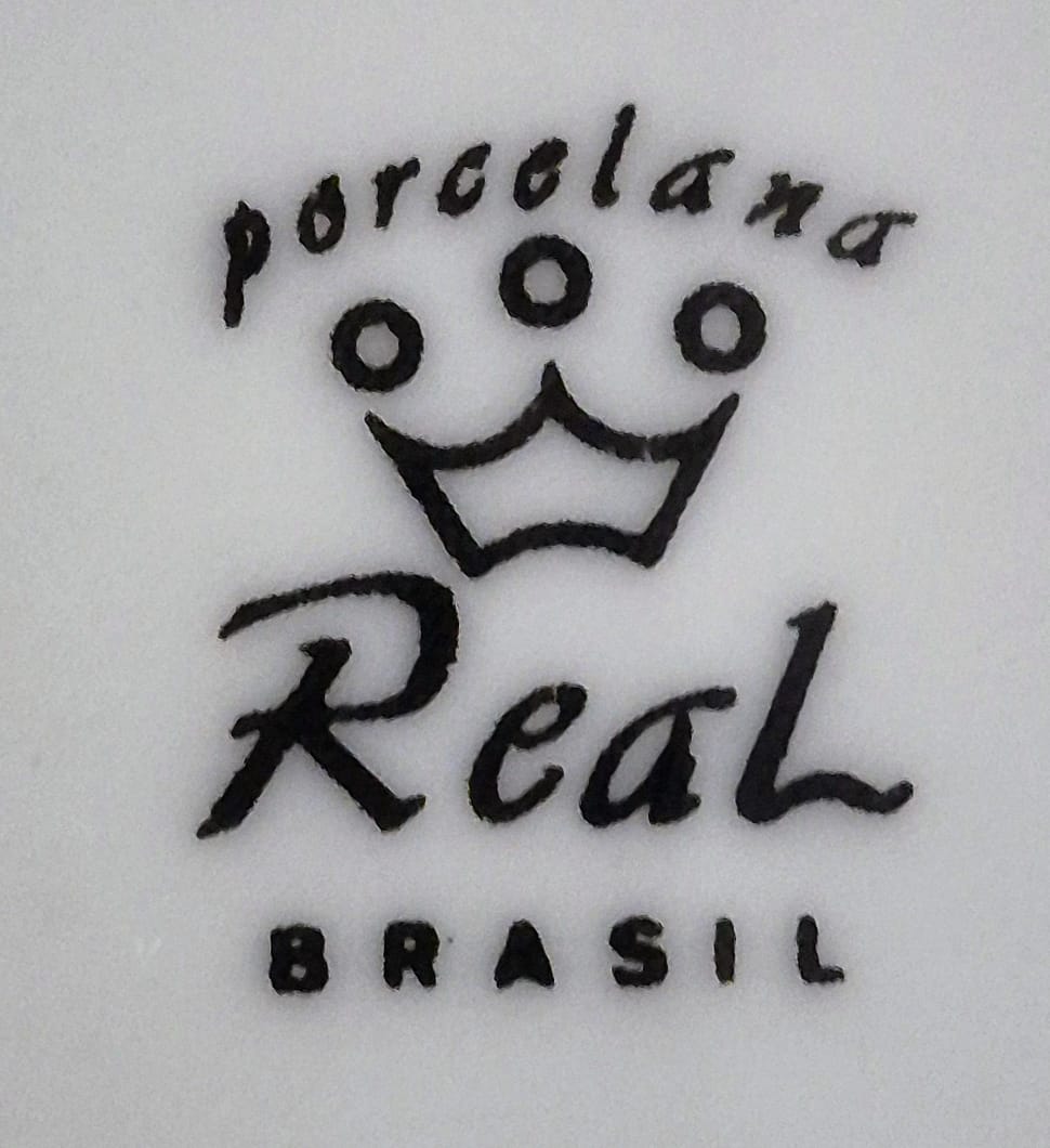 Conjunto de 20 pratos de sobremesa em porcelana vintage Real.  Ótimo estado!