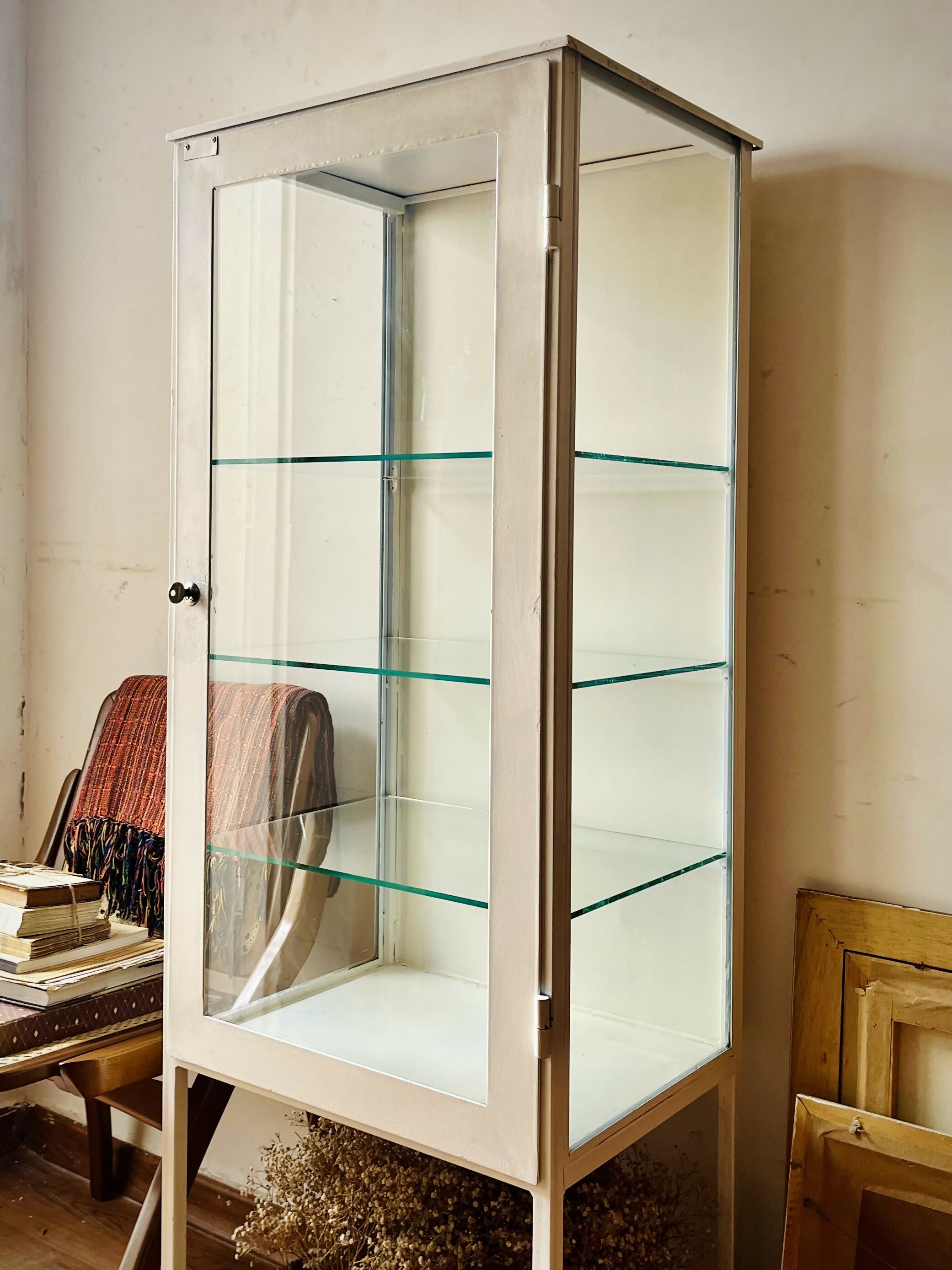 Armário de farmácia original