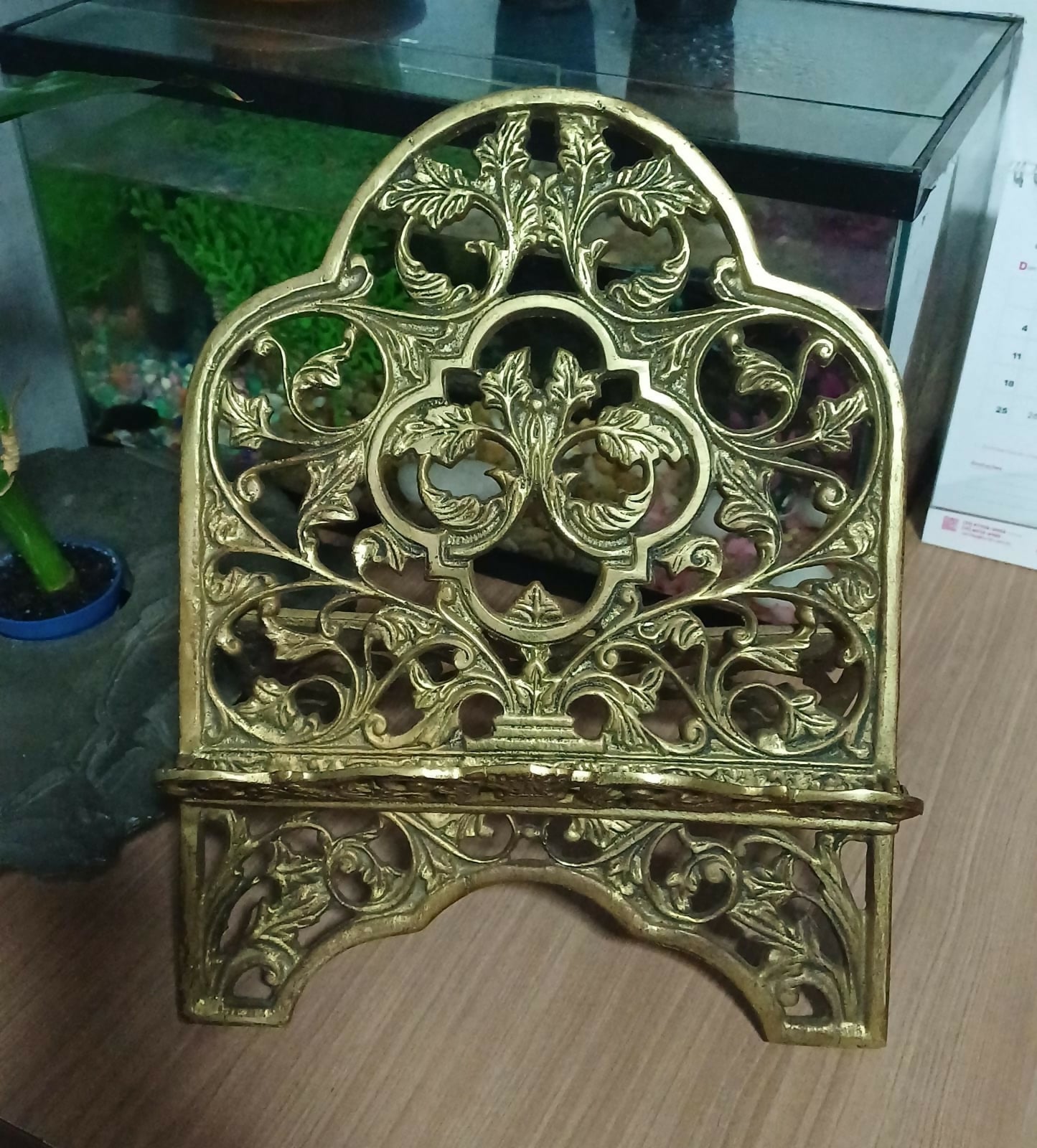 Suporte para Bíblia Bronze