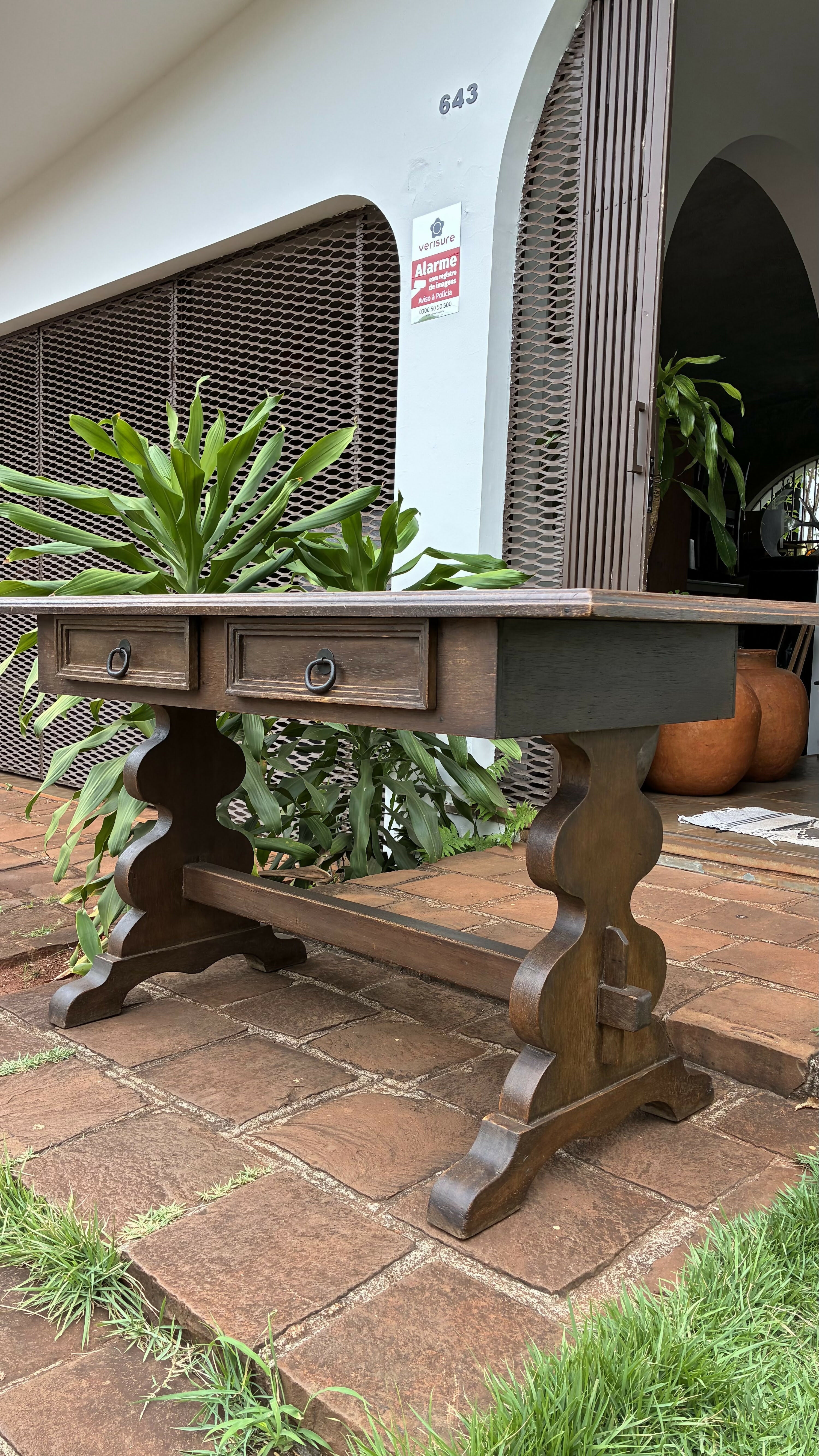 Mesa Rústica em Madeira