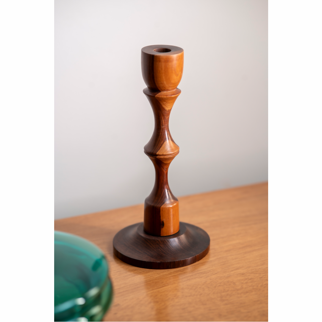 Castiçal em Madeira de Jacarandá Torneada